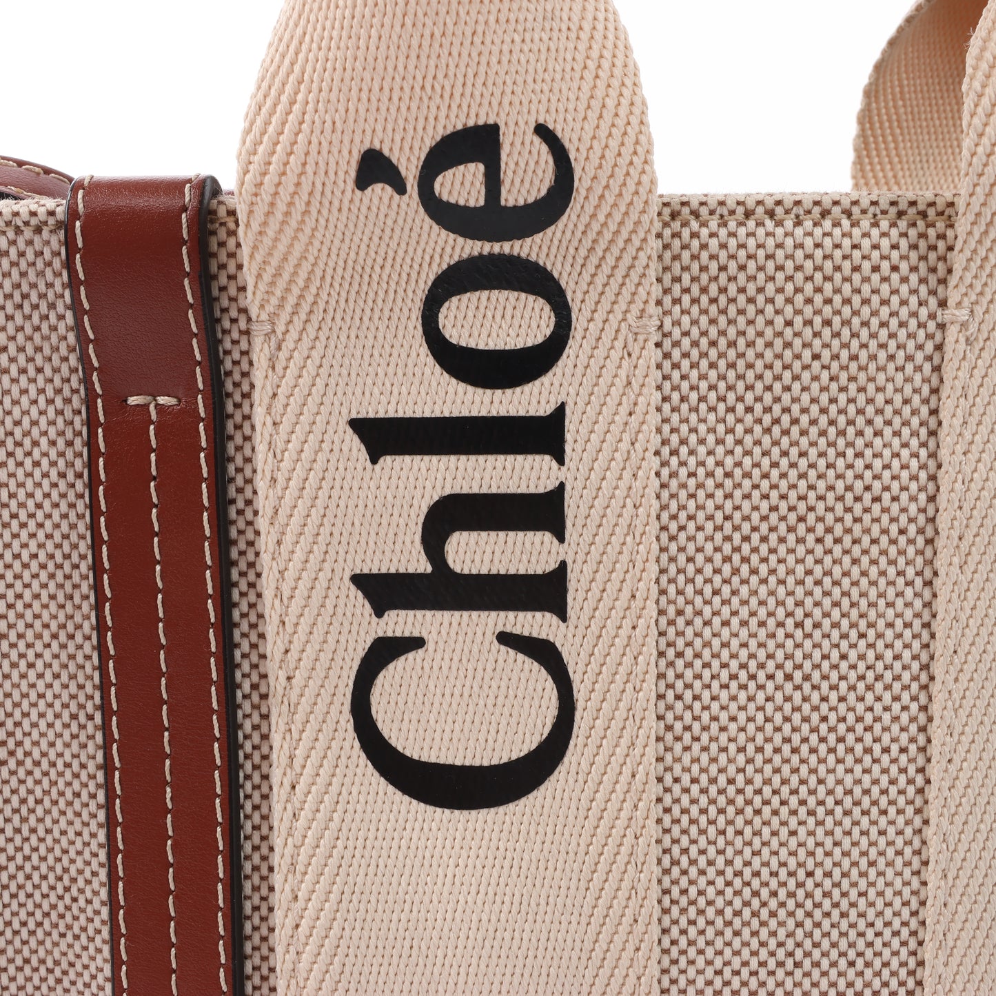 Chloé Woody Kleine 2-Wege-Handtasche aus Canvas und Leder in Beige x Braun