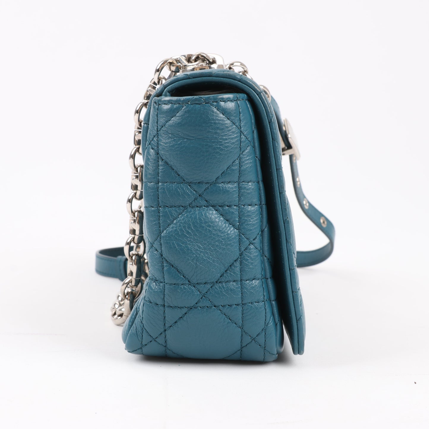 Christian Dior – Caro – Schultertasche aus blauem Leder mit Kettenriemen