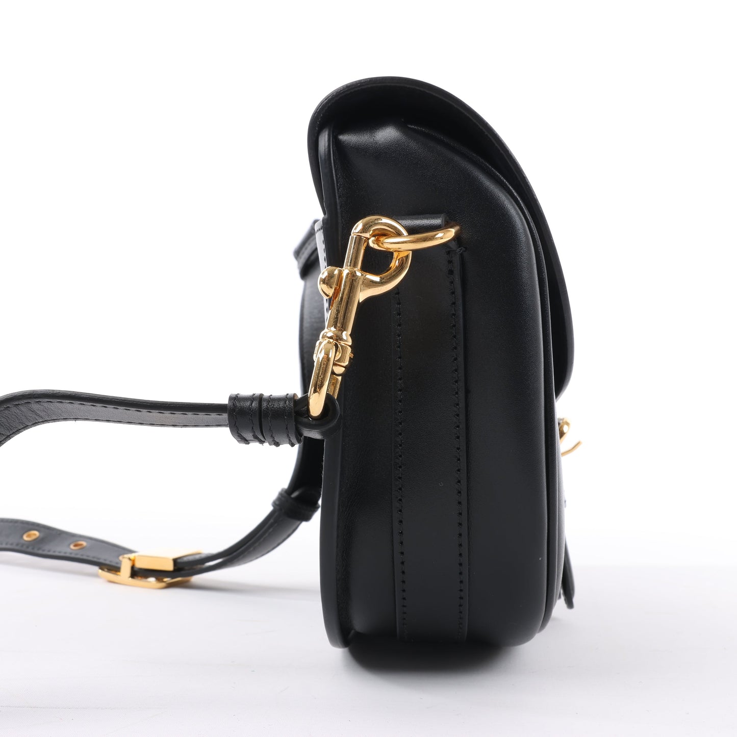 Christian Dior – Bobby – Mittlere Umhängetasche aus Kalbsleder mit Klappe in Schwarz