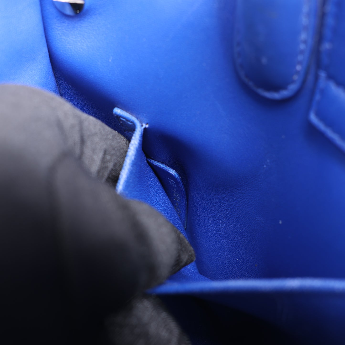 Christian Dior Diorever – Mittlere 2-Wege-Handtasche aus Leder in Blau
