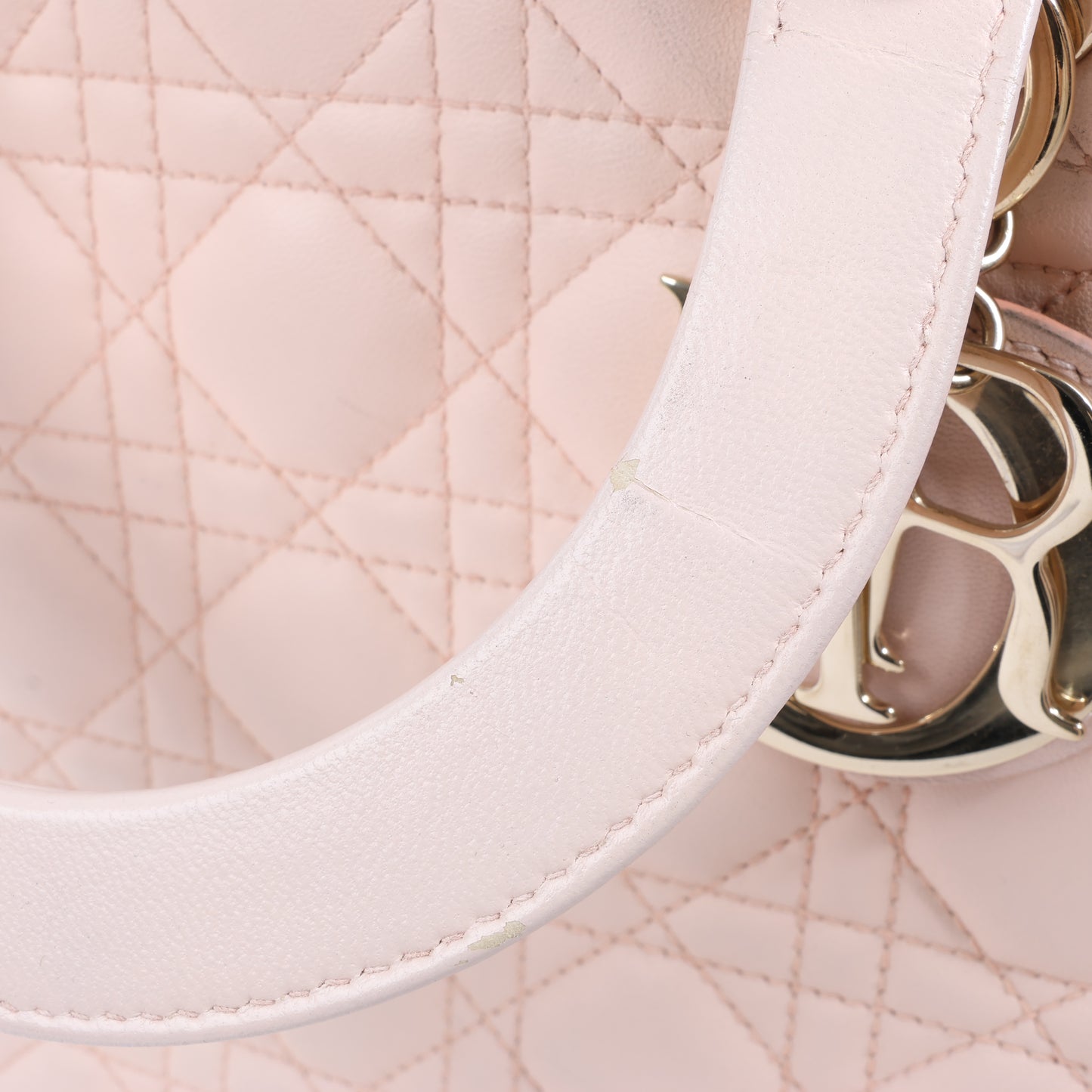 Christian Dior Lady Dior Cannage Große 2-Wege-Handtasche aus Leder in Hellrosa