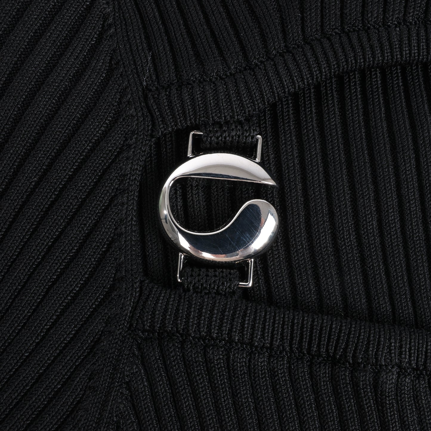 Coperni Cut-Out Rippstrick-Top in Schwarz, Größe L