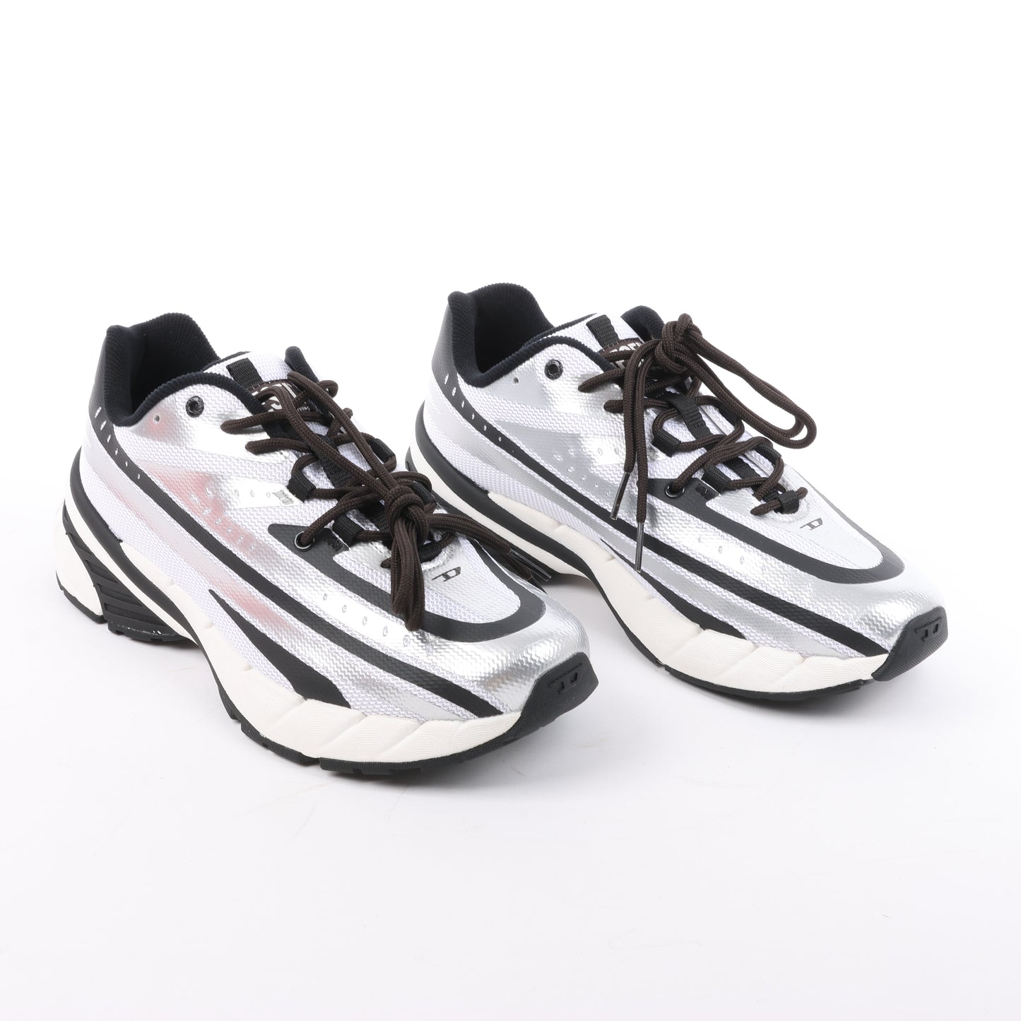 Diesel D-Airspeed Low-Striped Sneakers aus beschichtetem Ripstop in Silber, Größe 43 EU