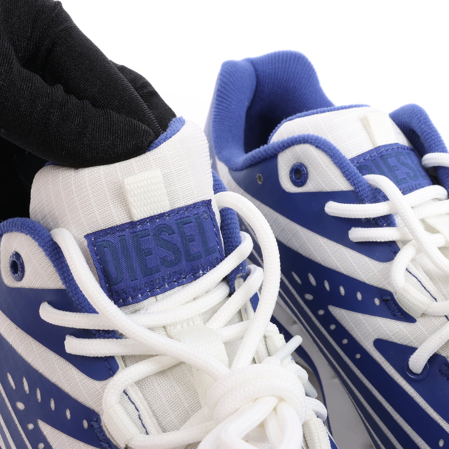 Diesel Multi D-Airspeed Low-Striped Sneakers aus beschichtetem Ripstop, Größe 42 EU