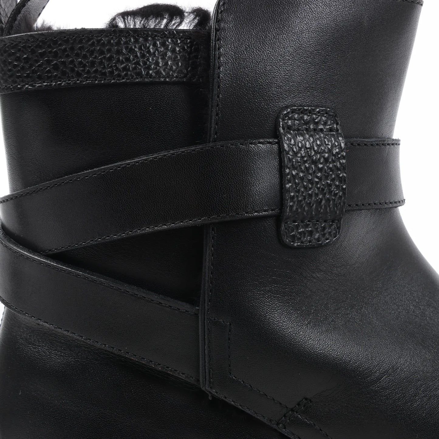 DIOR HOMME Leather Ankle Boots in Black 15HSU, Size 43 EU