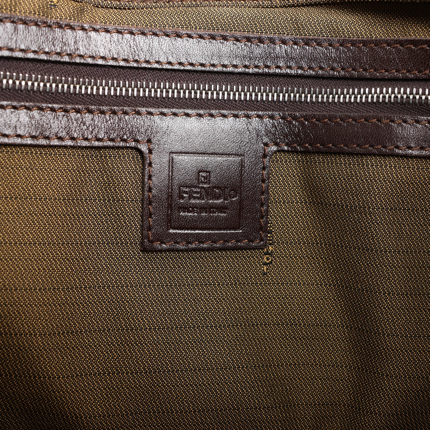 FENDI – Zucchino Mamma Bucket-Umhängetasche aus Canvas und Leder in Braun