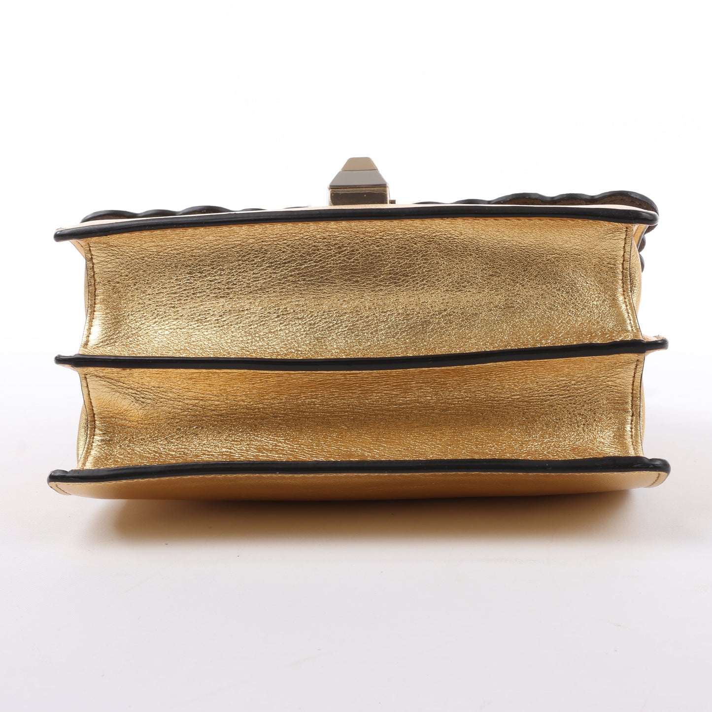 FENDI Mini Kan I Schultertasche aus Leder mit Kette in Gold, 8M0381