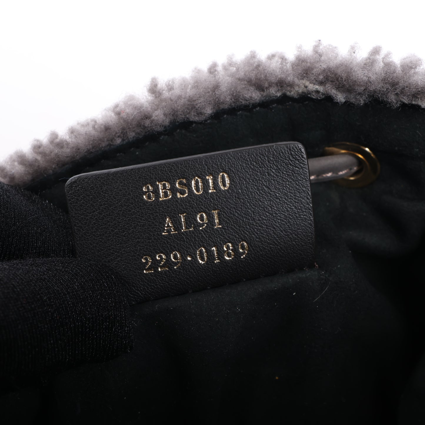 Fendi Mon Tresor Mini Mouton 2Way Umhängetasche in Grau 8BS010
