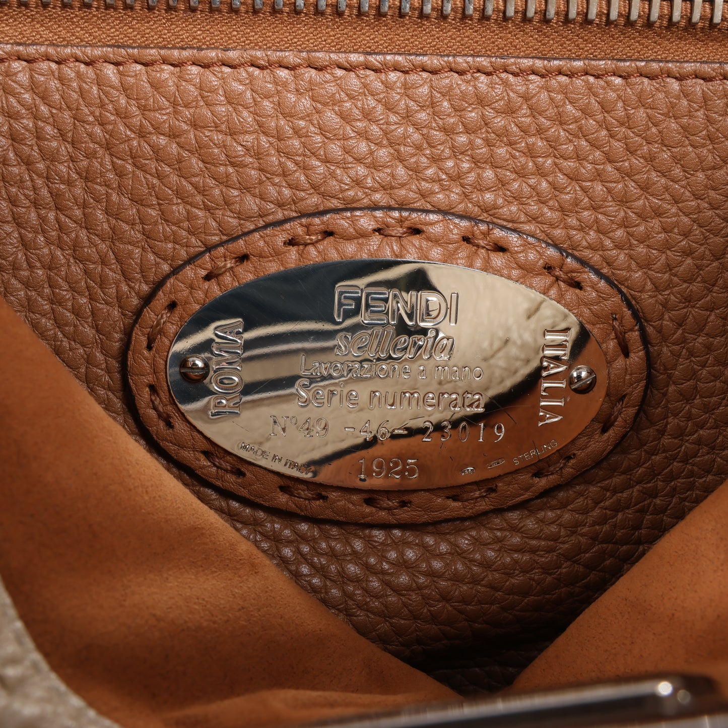 Fendi Peekaboo Regular Selleria Leder 2Way Handtasche in Beige 8BN290