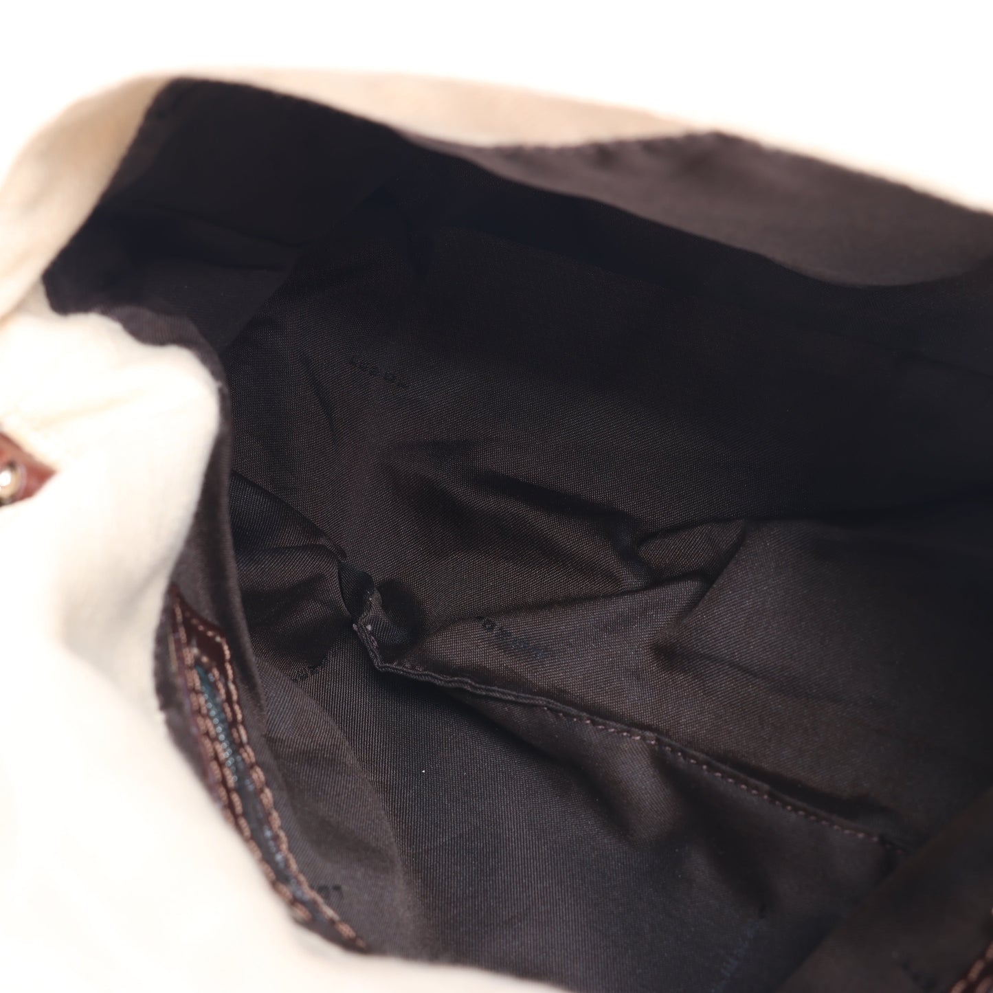 FENDI Mamma Baguette Zucchino Schultertasche aus Canvas und Leder in Beige 26325
