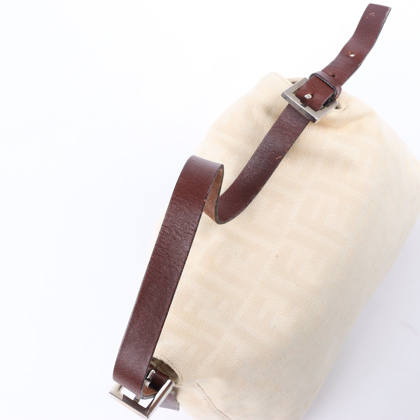 FENDI Mamma Baguette Zucchino Schultertasche aus Canvas und Leder in Beige 26325