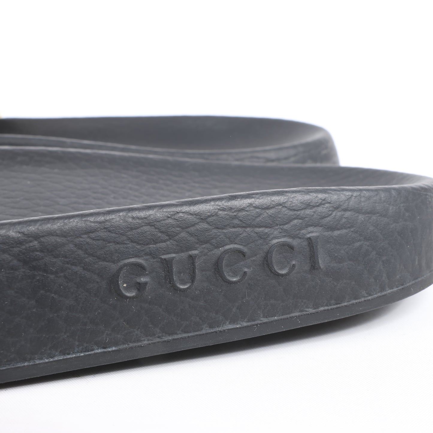 Gucci Pursuit Slides Sandalen, Beige/Schwarz/Rot, Größe 46