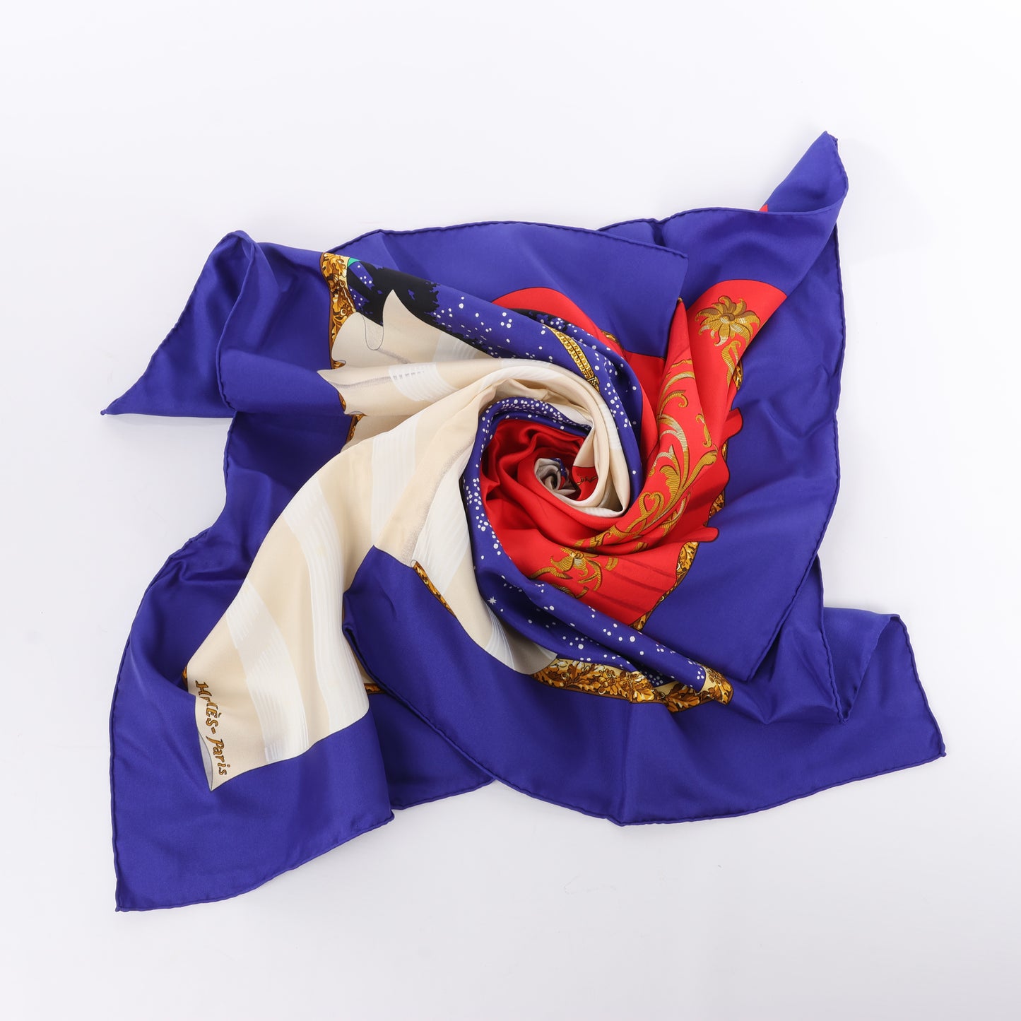 Hermès Carré 90 "Souvenirs de Paris" 100% Silk Scarf in Blue