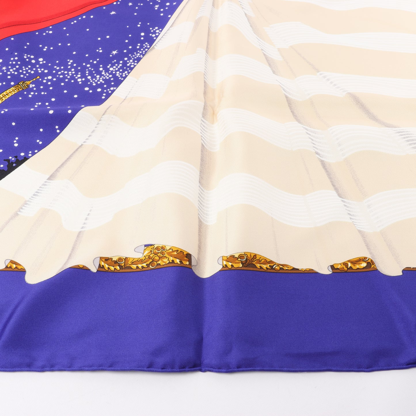 Hermès Carré 90 "Souvenirs de Paris" 100% Silk Scarf in Blue