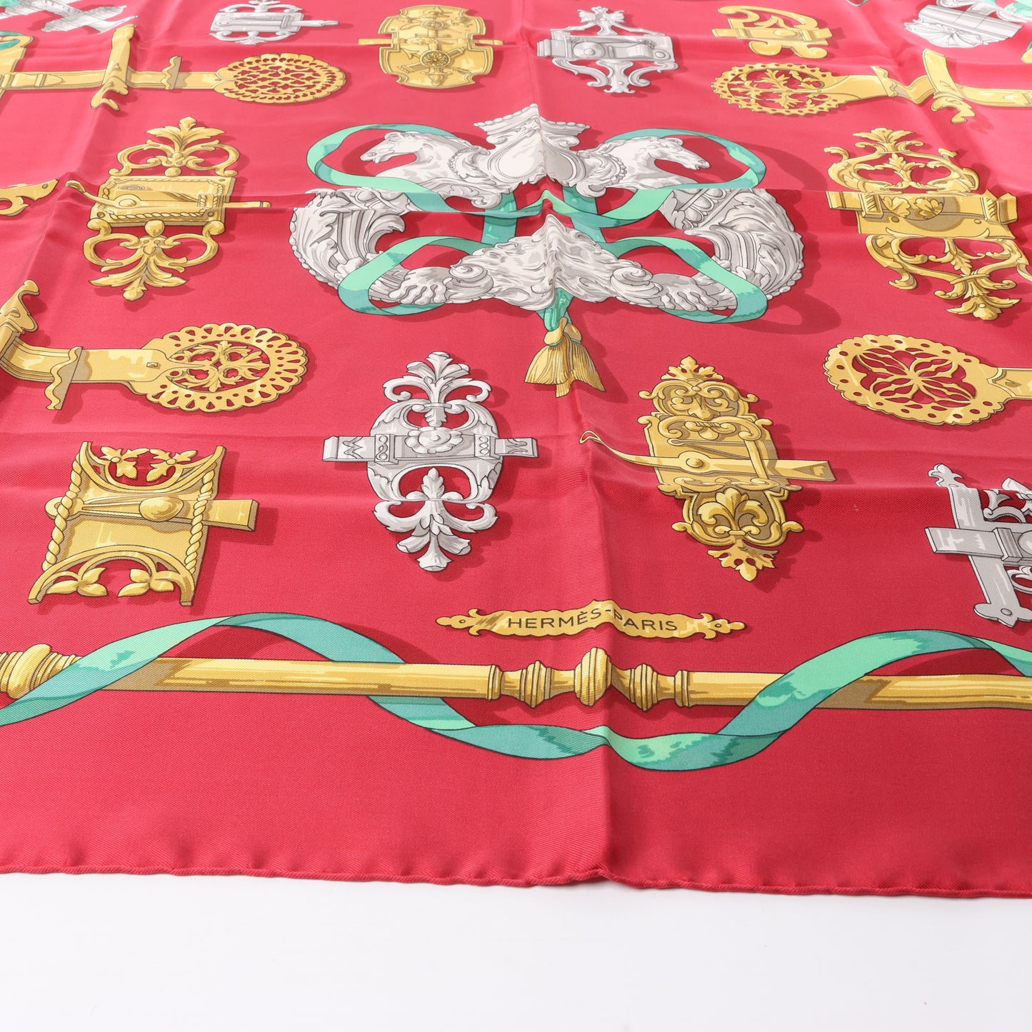 Hermès Carré 90 "Ferronnerie" 100% Silk Scarf in Red