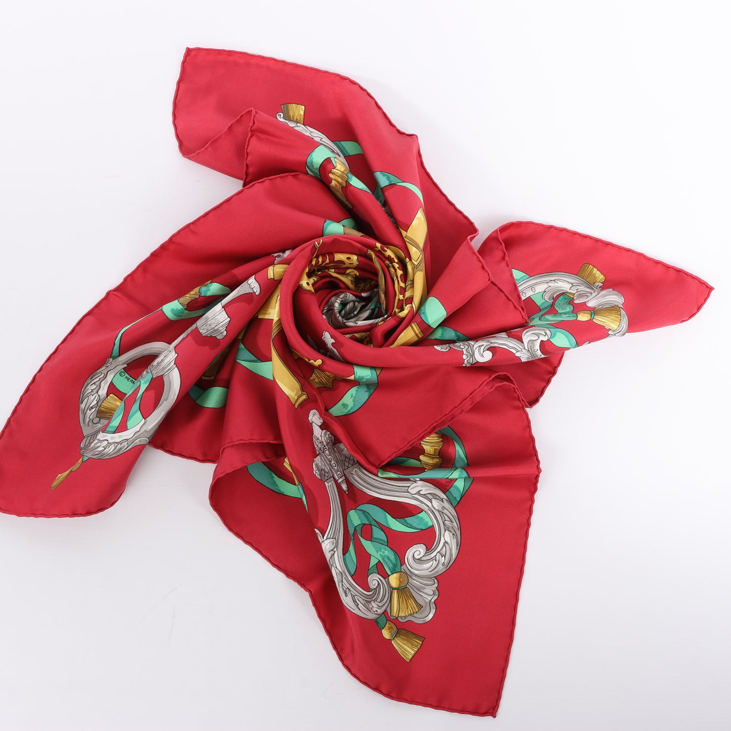 Hermès Carré 90 "Ferronnerie" 100% Silk Scarf in Red