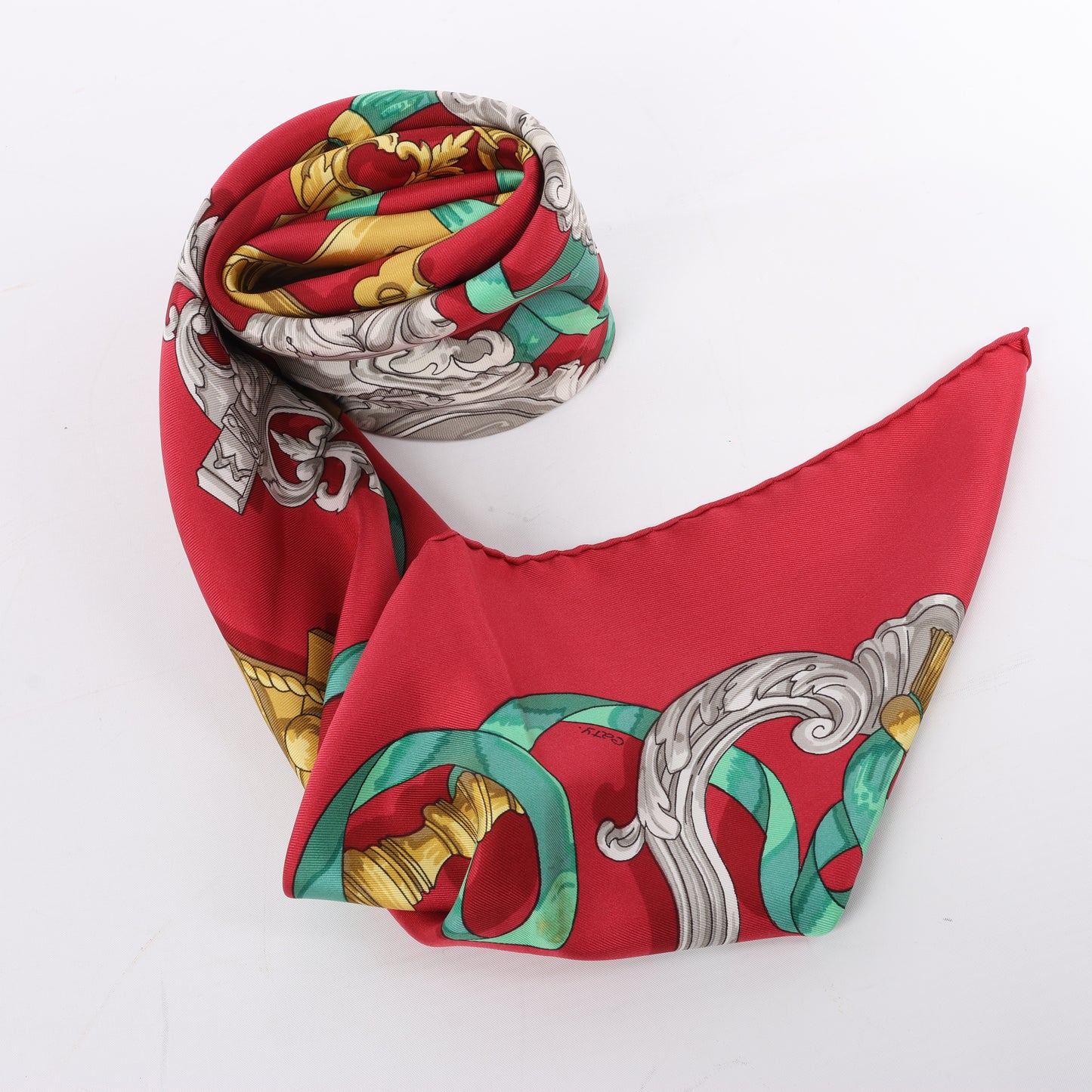 Hermès Carré 90 "Ferronnerie" 100% Silk Scarf in Red