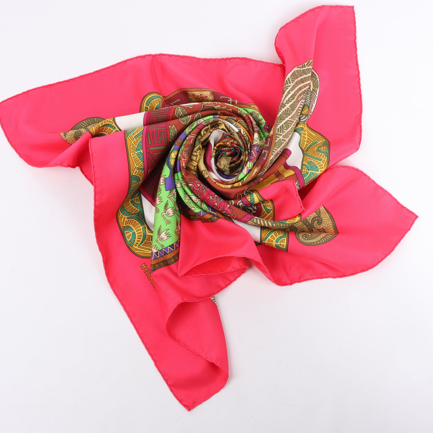 Hermès Carré 90 „ART des STEPPES“ Schal aus 100 % Seide in Rosa