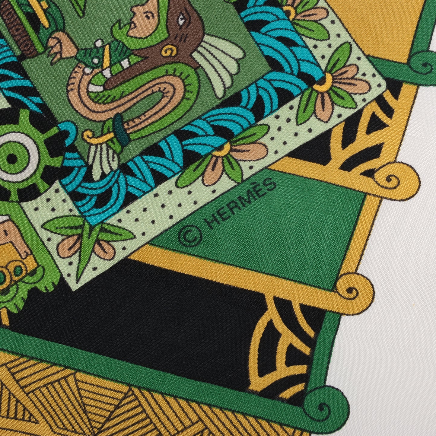 Hermès Carré 90 "ASTRES et SOLEILS" 100% Silk Scarf in Green