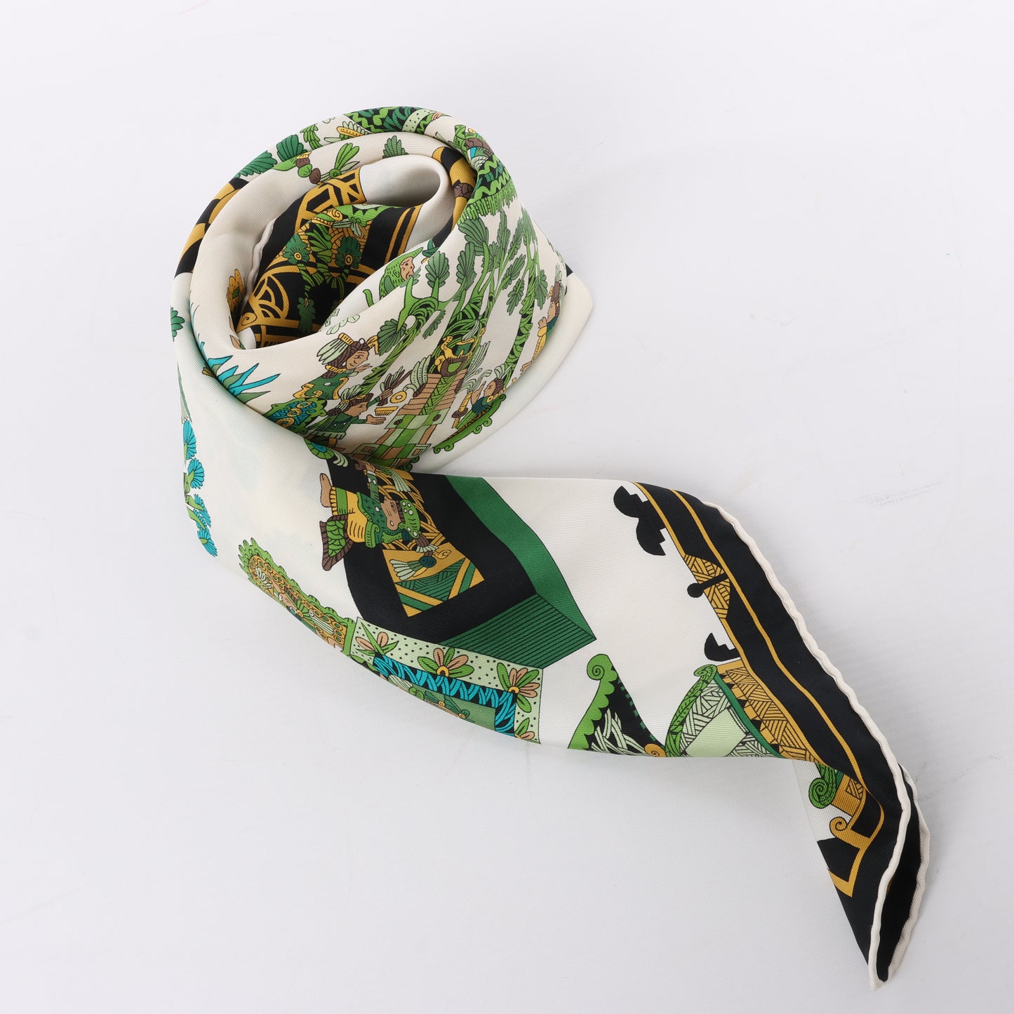 Hermès Carré 90 "ASTRES et SOLEILS" 100% Silk Scarf in Green