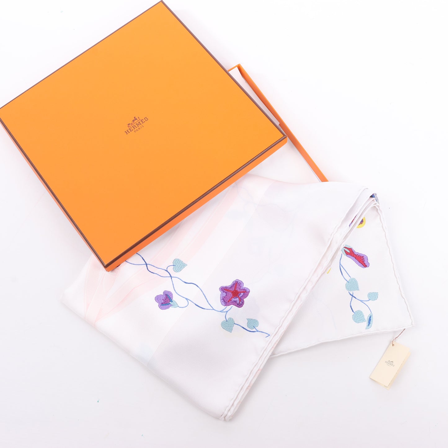 Hermès Carré 90 „BRIDES de GALA“ 100% Seidentuch in Weiß