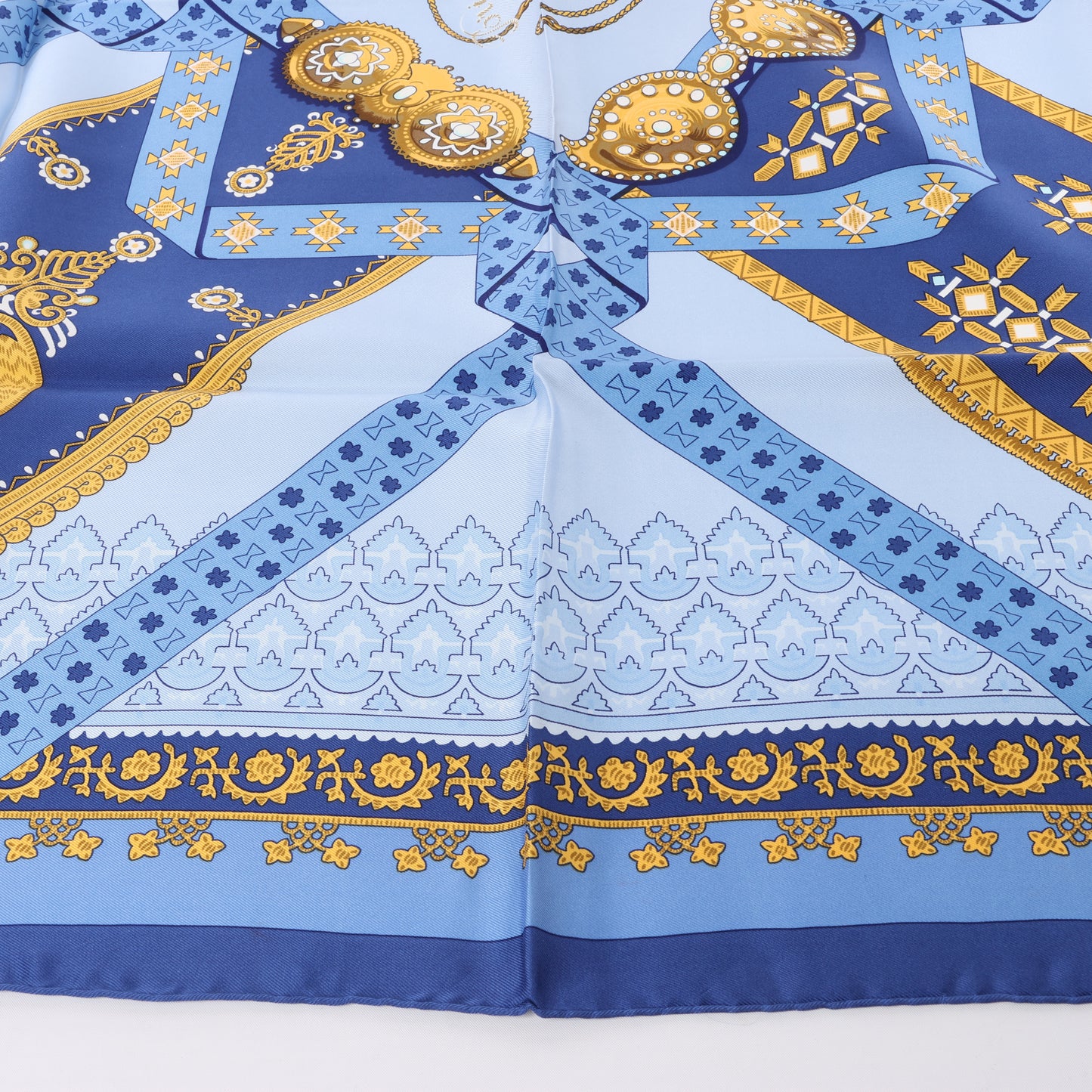 Hermès Carré 90 "Brins d’or Kin" 100% Silk Scarf in Blue