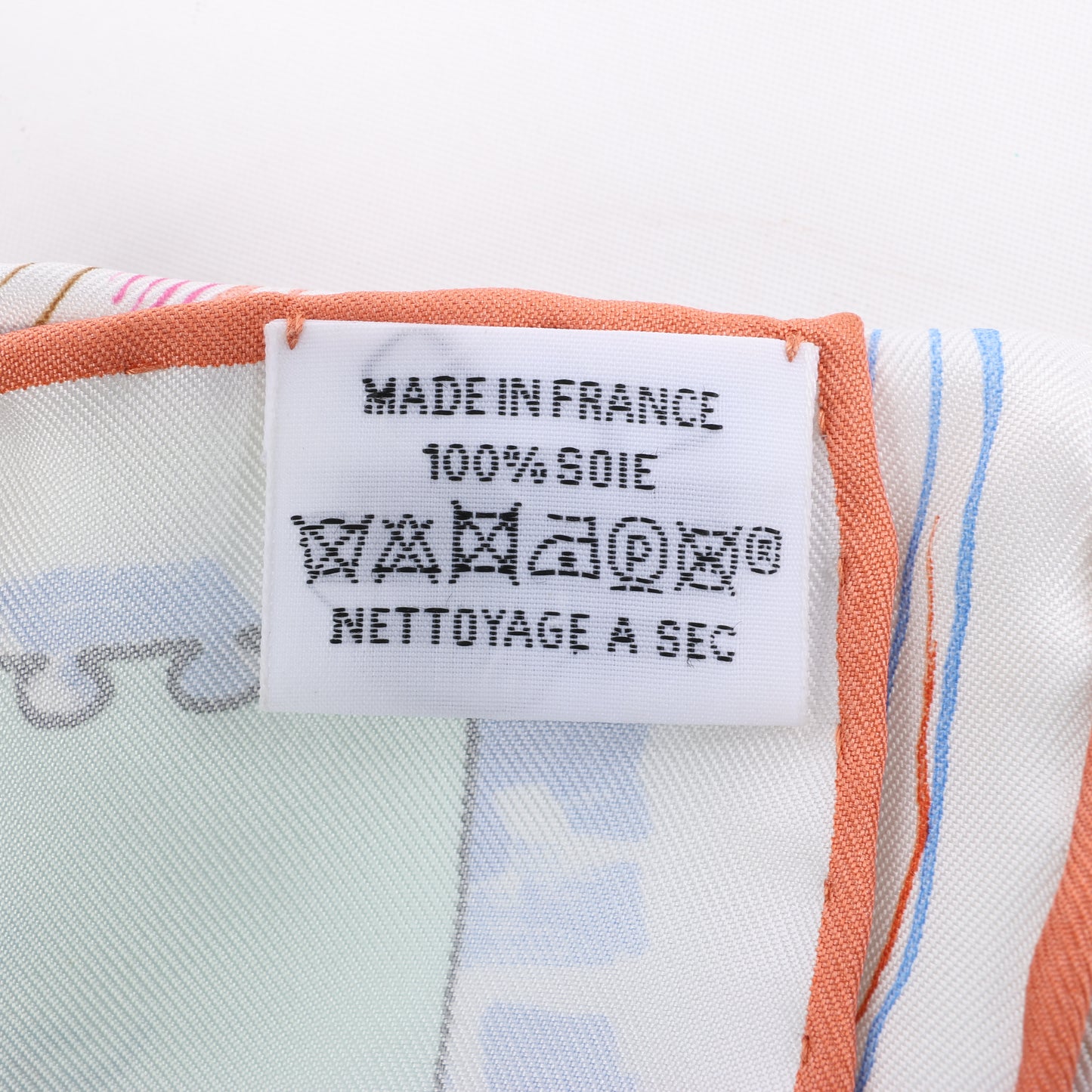 Hermès Carré 90 "Chevaloscope Neon" Seidentaschentuch in Grün