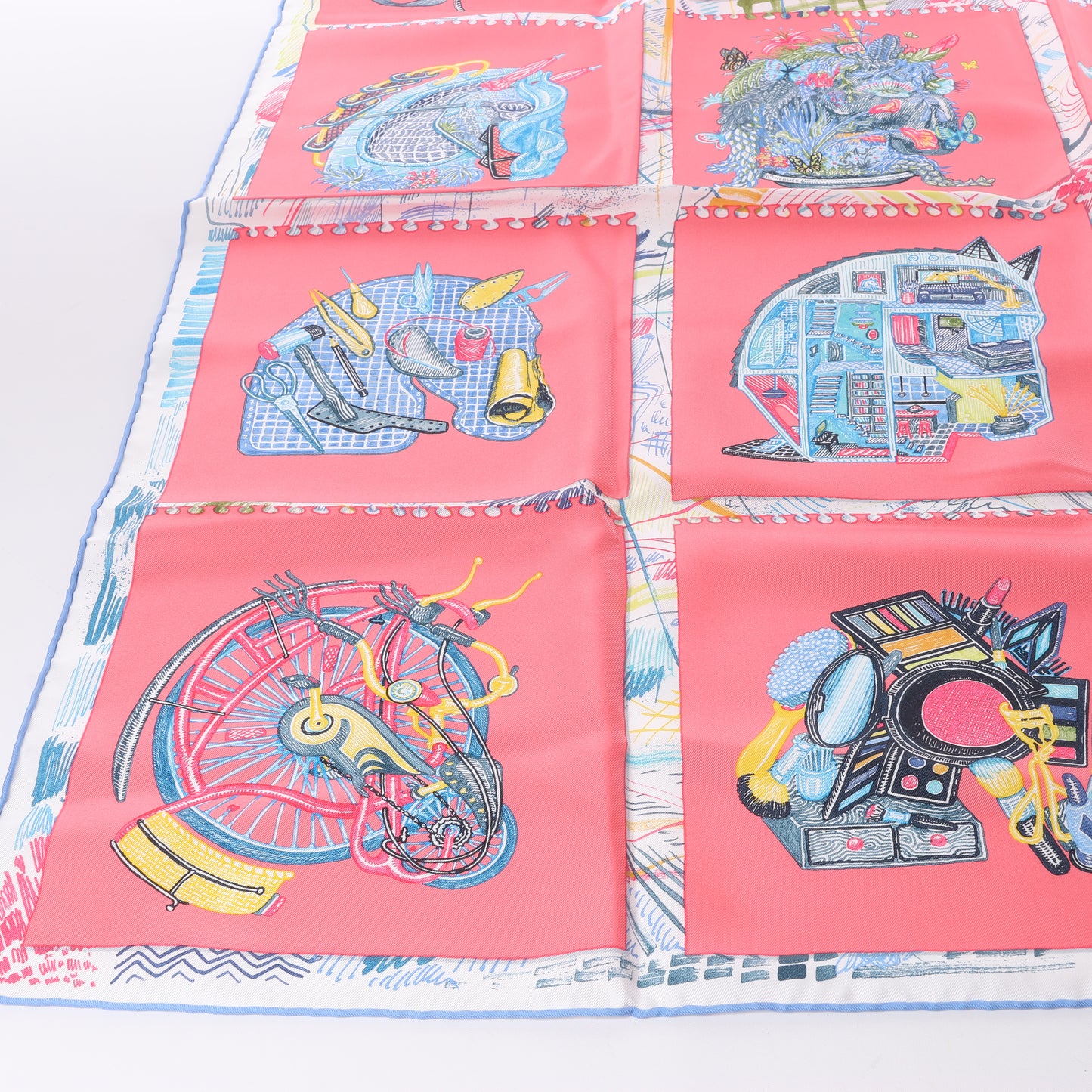 Hermès Carré 90 "Chevaloscope" 100% Silk Scarf in Pink