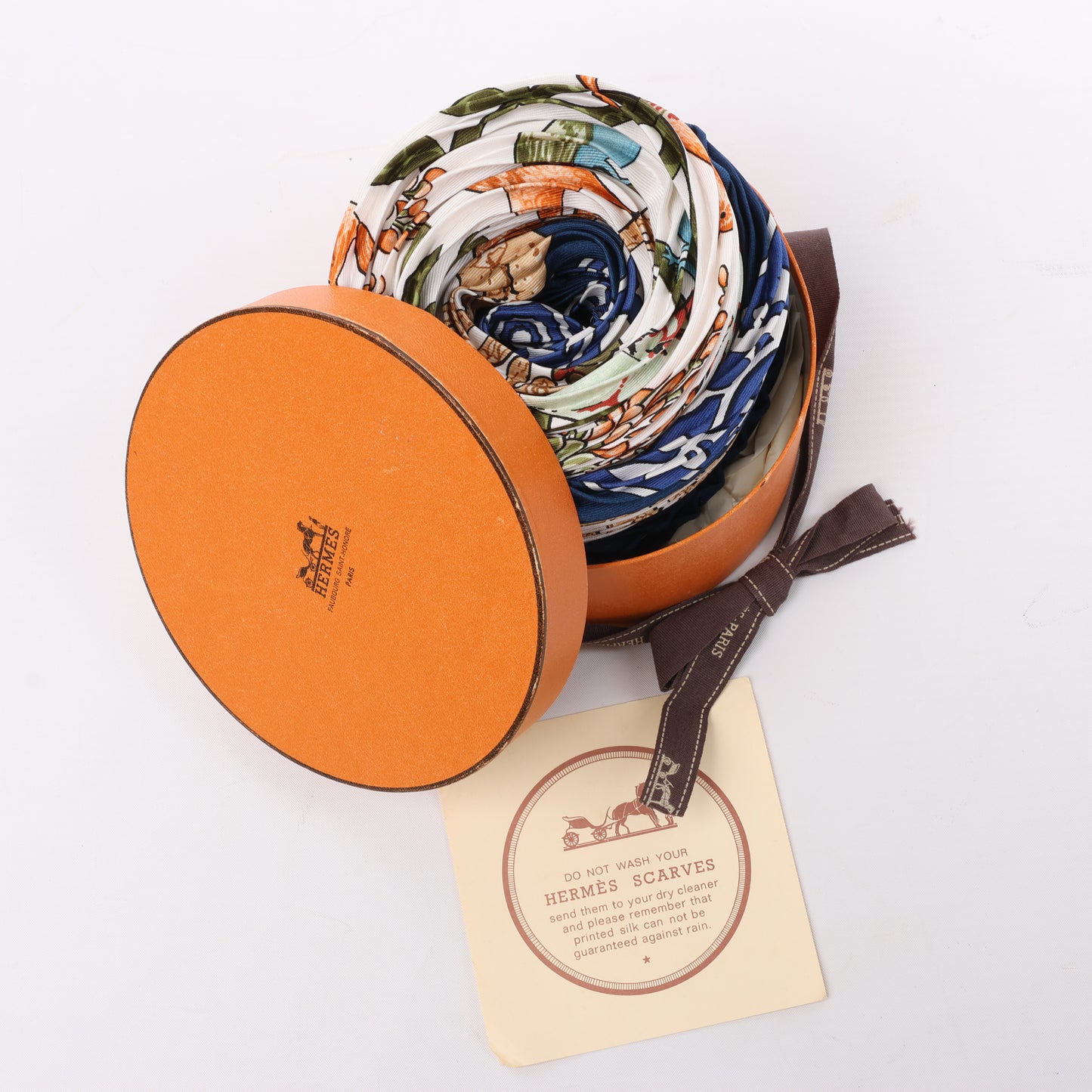 Hermès Carré 90 "EARLY AMERICA" 100% Silk Scarf in Navy