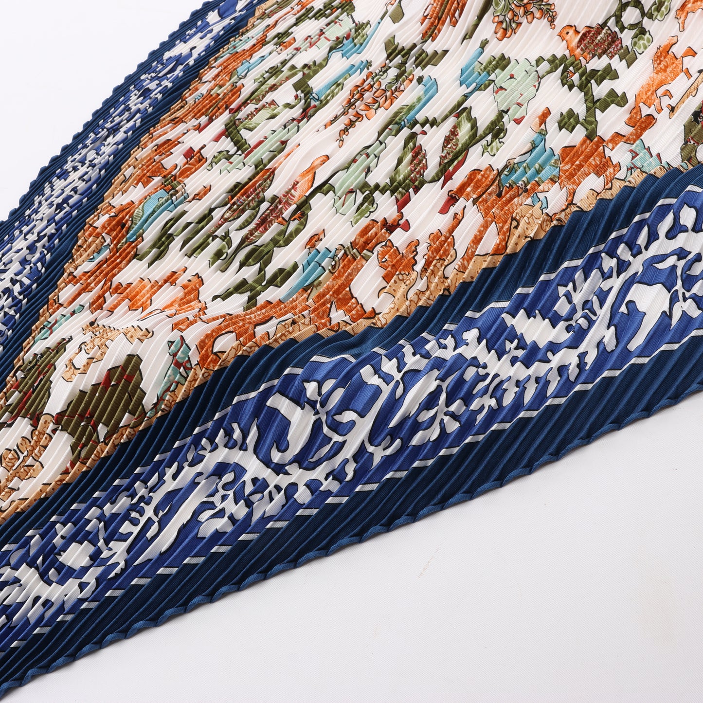 Hermès Carré 90 "EARLY AMERICA" 100% Silk Scarf in Navy