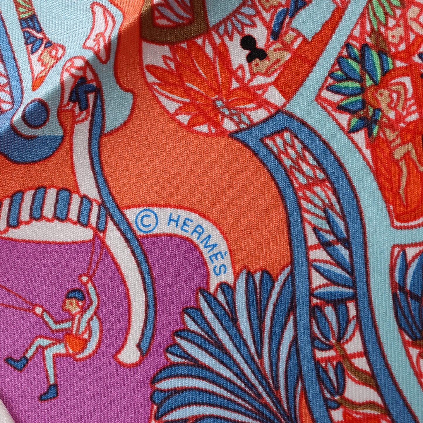 Hermès Carré 90 "Exposition Universelle" 100% Silk Scarf in Pink
