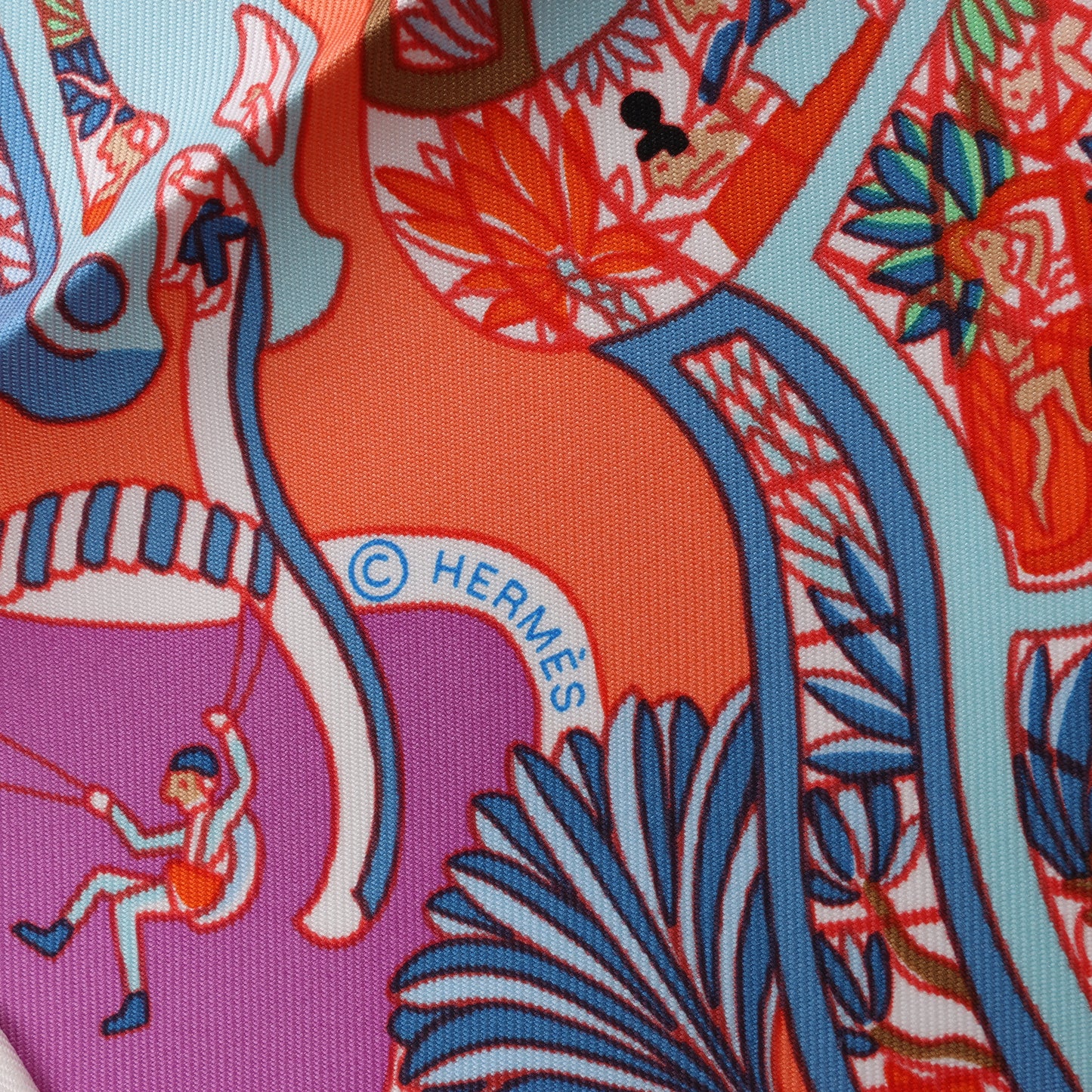 Hermès Carré 90 „Exposition Universelle“ Schal aus 100 % Seide in Rosa