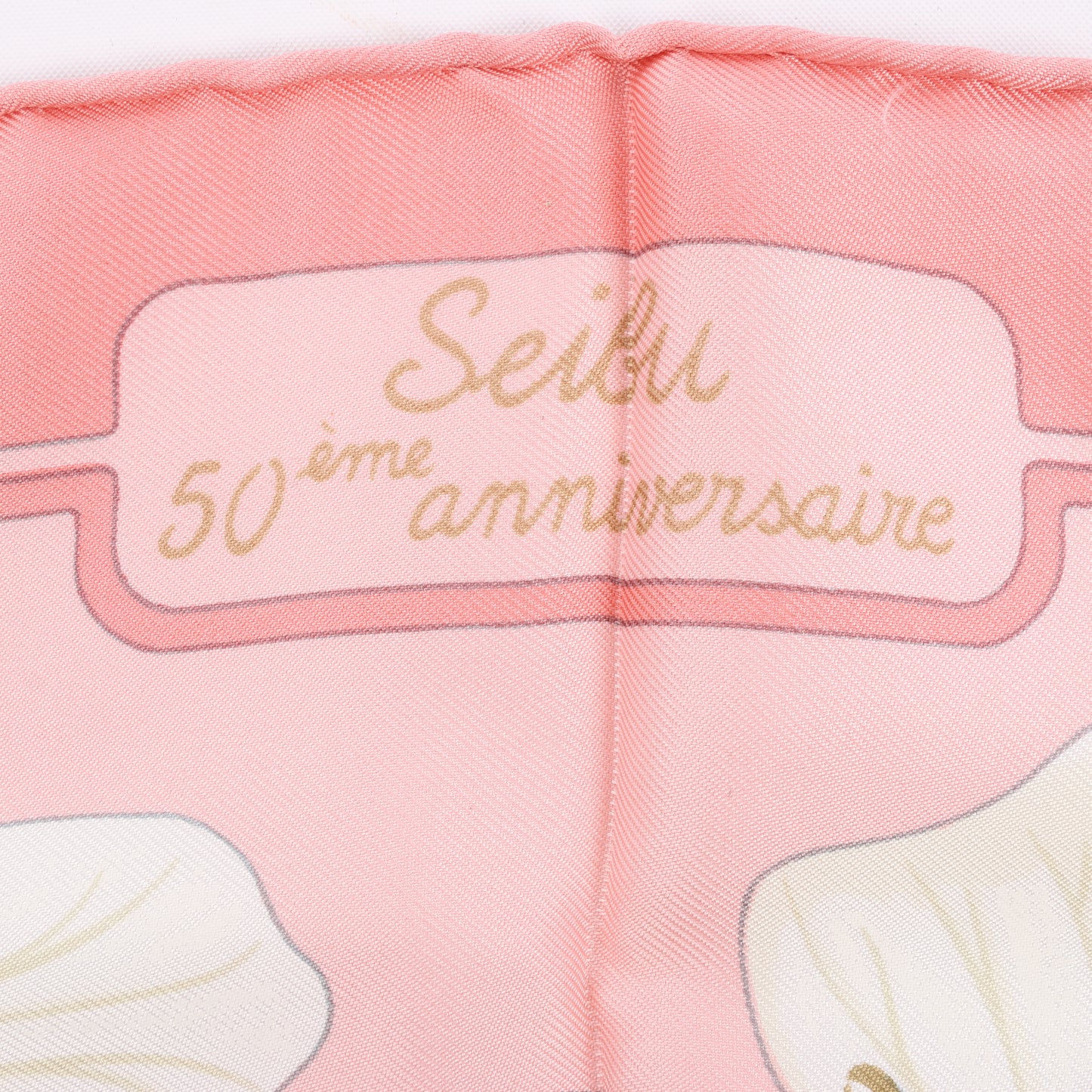 Hermès Carré 90 " Flora Graeca" 100% Silk Scarf in Pink