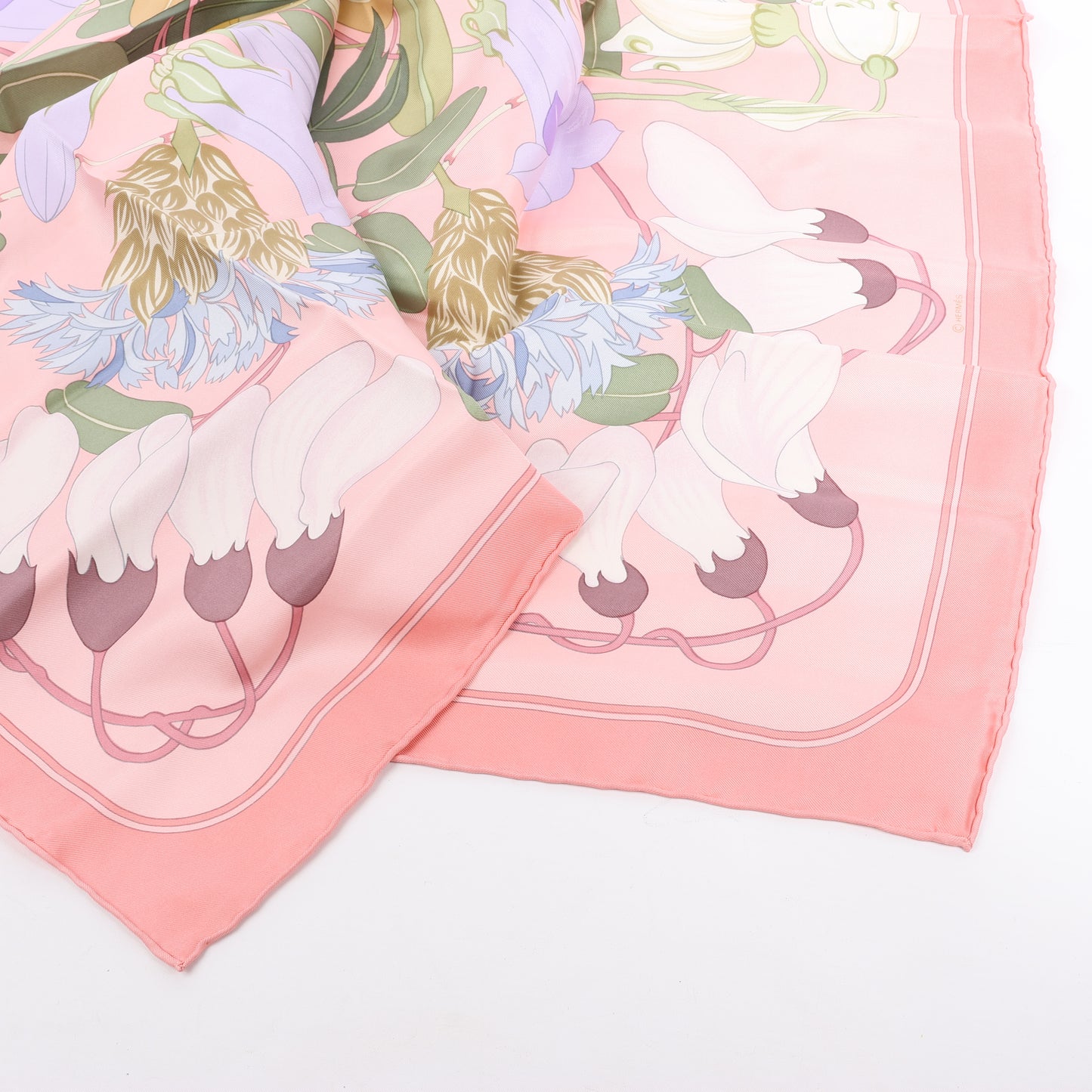 Hermès Carré 90 " Flora Graeca" 100% Silk Scarf in Pink