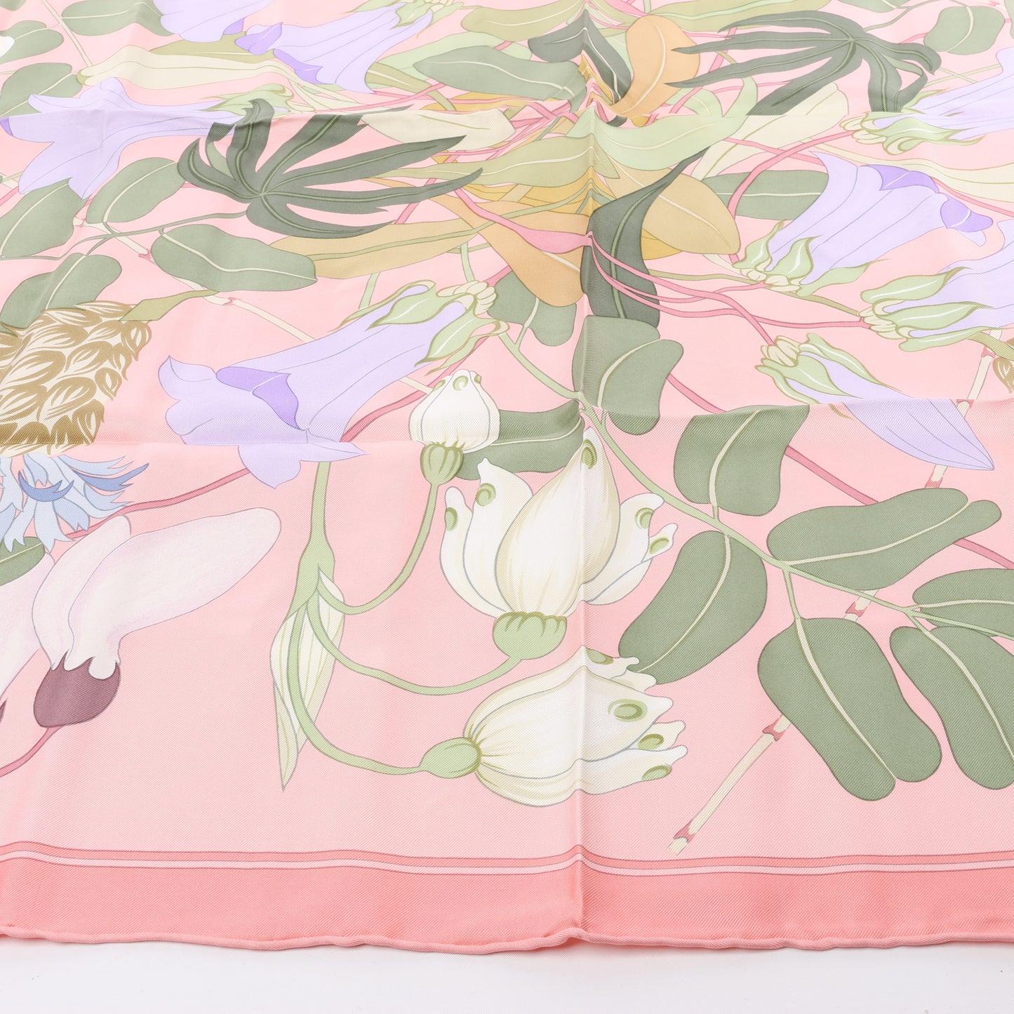 Hermès Carré 90 " Flora Graeca" 100% Silk Scarf in Pink