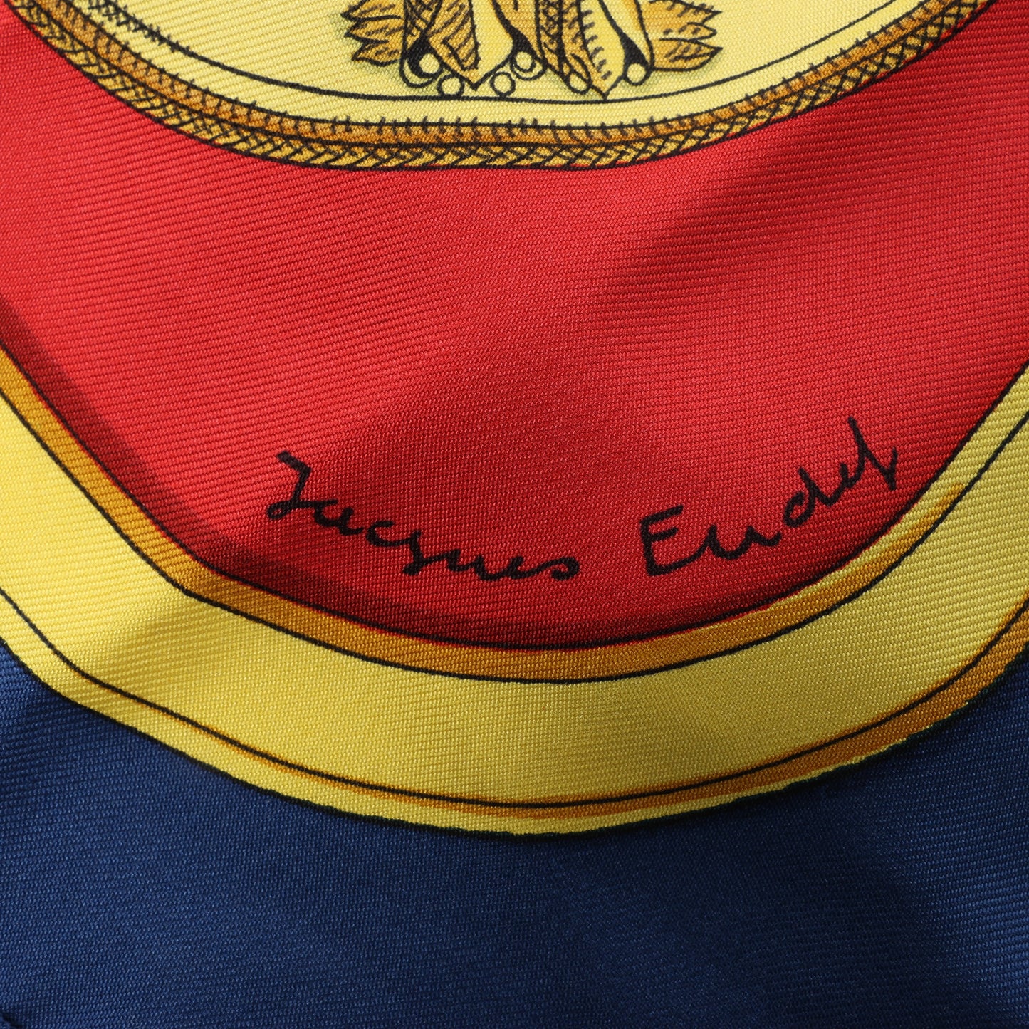 Carré Hermès Carré 90 « GRAND APPARAT » 100 % soie, bleu marine x rouge