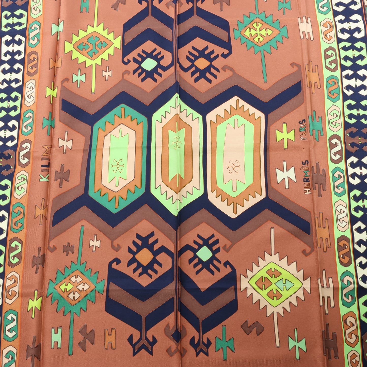 Hermès Carré 90 "KILIM" 100% Seidenschal in Braun