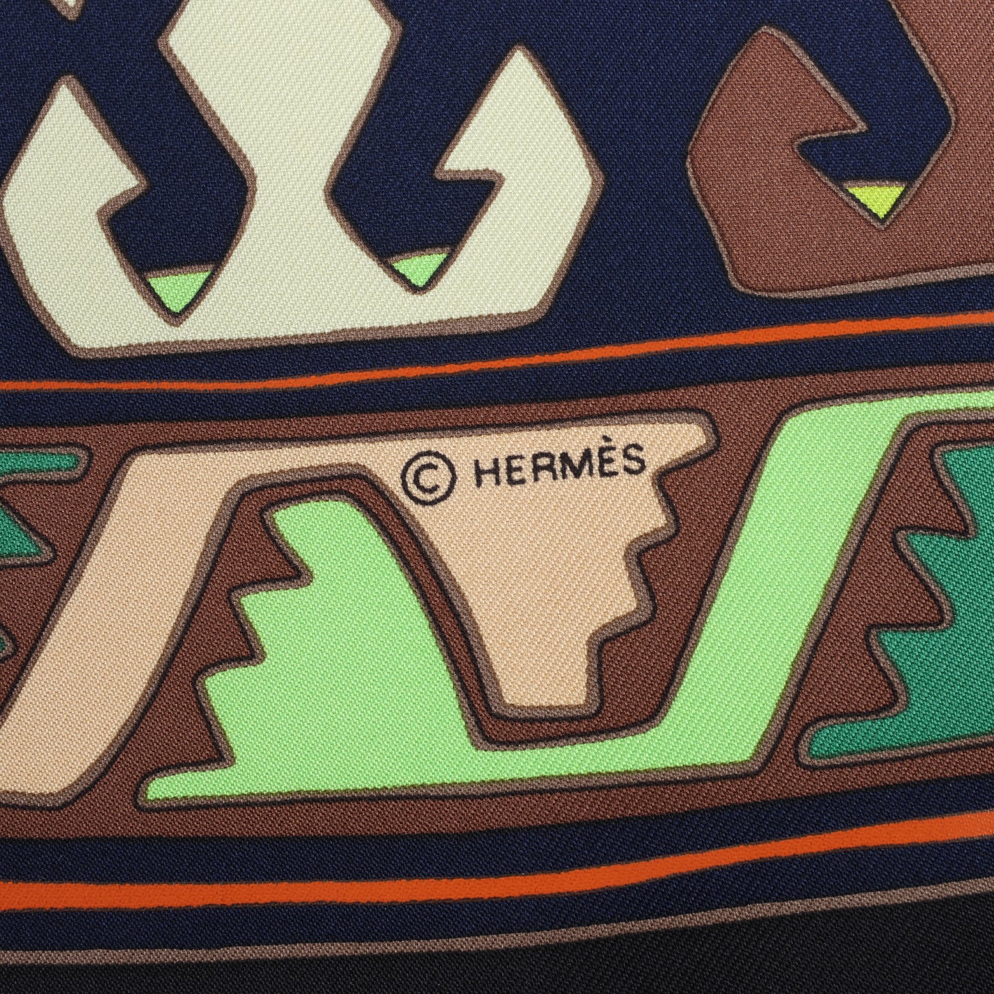 Hermès Carré 90 "KILIM" 100% Seidenschal in Braun