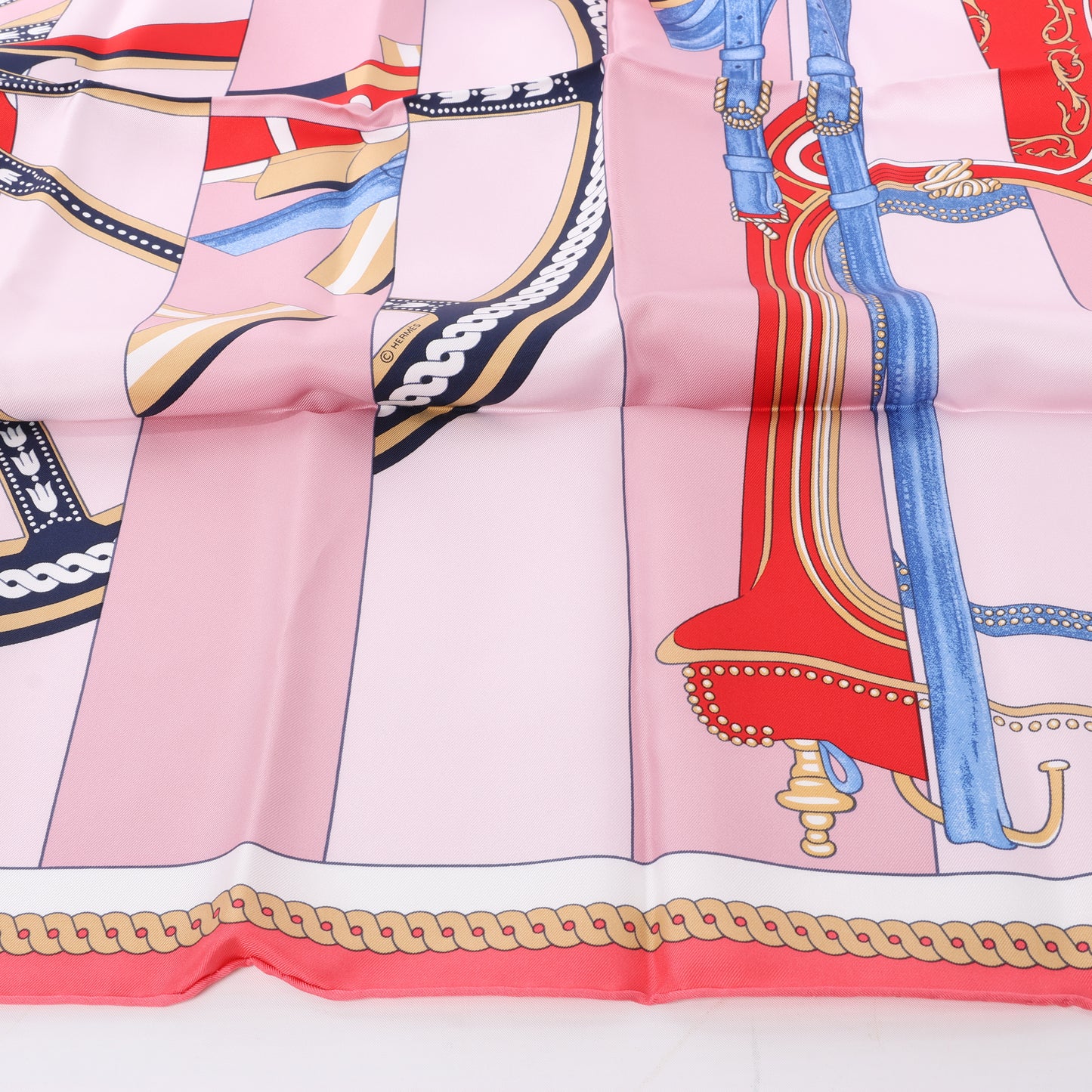 Hermès Carré 90 "LA BERLINE BAYADERE" 100% Silk Scarf in Pink