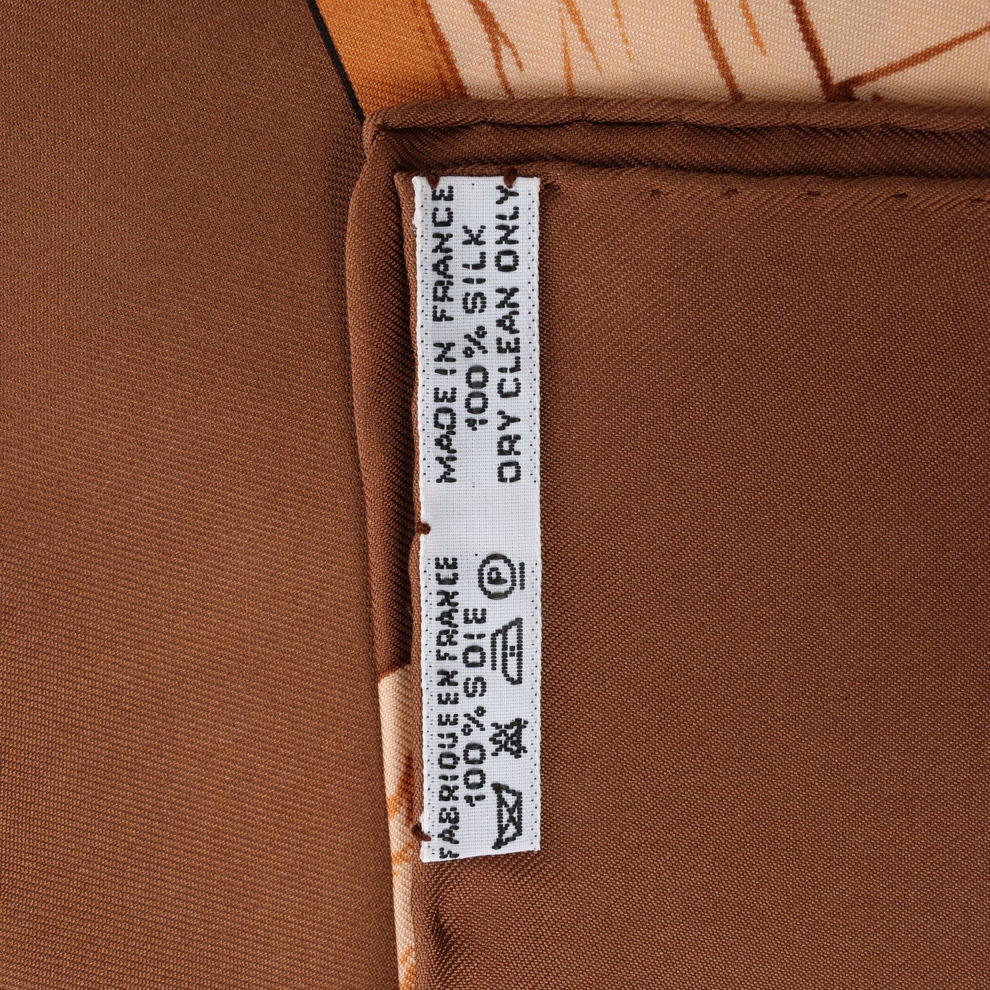 Hermès Carré 90 " LA FONTAINE DE BARTHOLD" 100% Silk Scarf in Brown