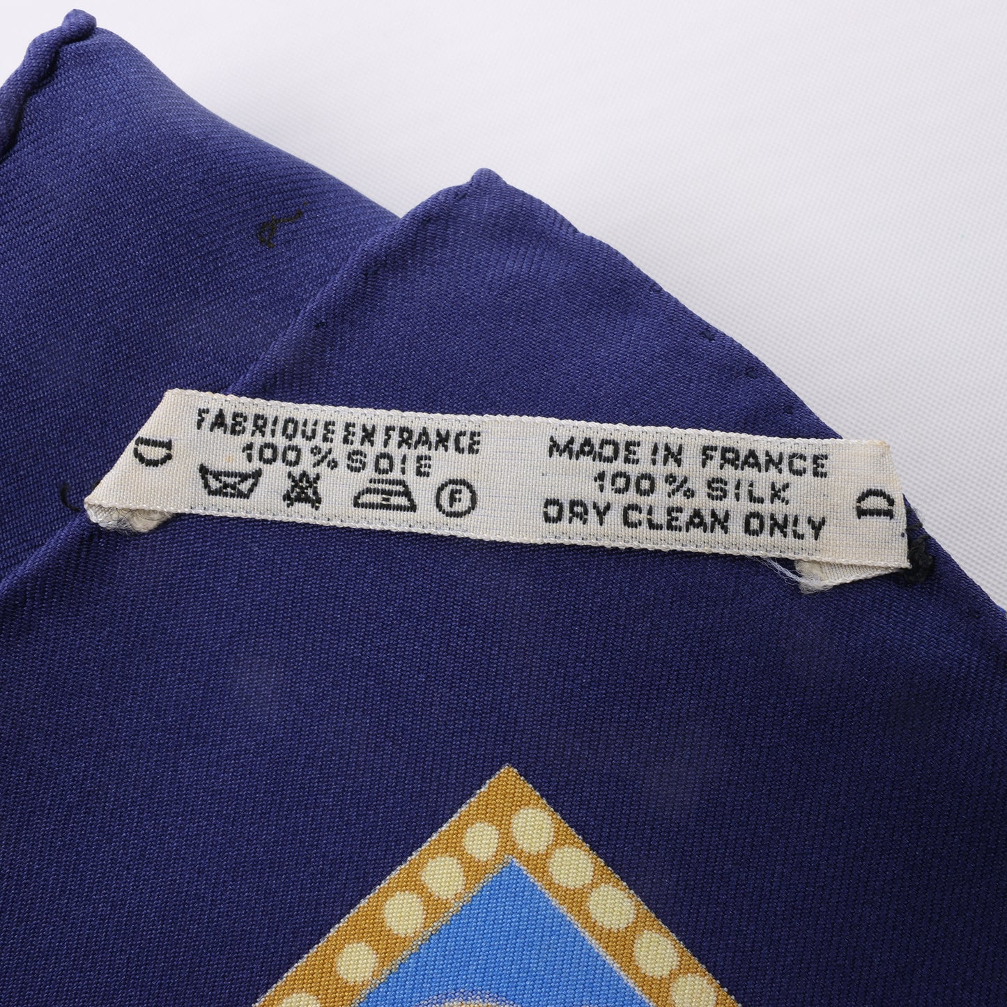 Hermès Carré 90 „LES BISSONE DE VENISE“ Schal aus 100 % Seide in Blau