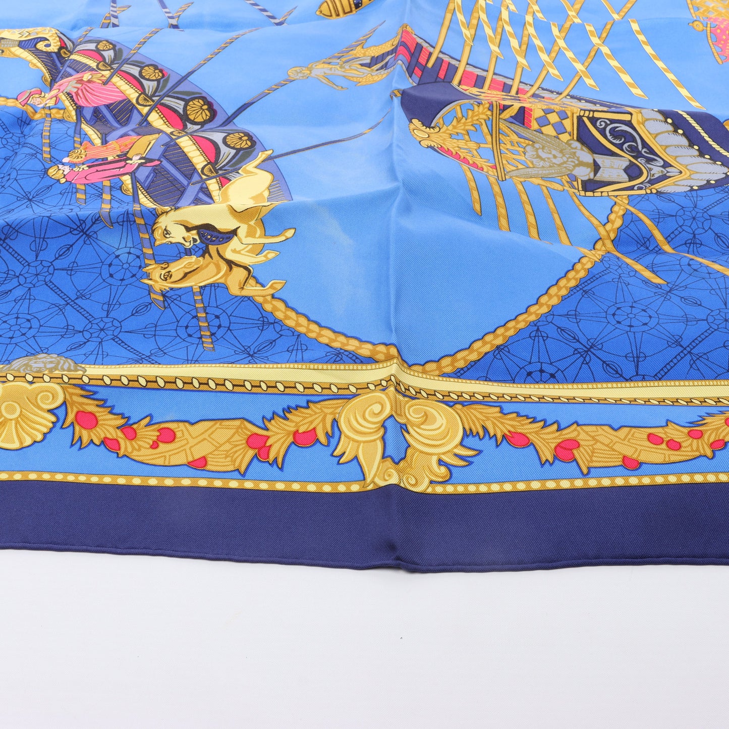 Hermès Carré 90 „LES BISSONE DE VENISE“ Schal aus 100 % Seide in Blau