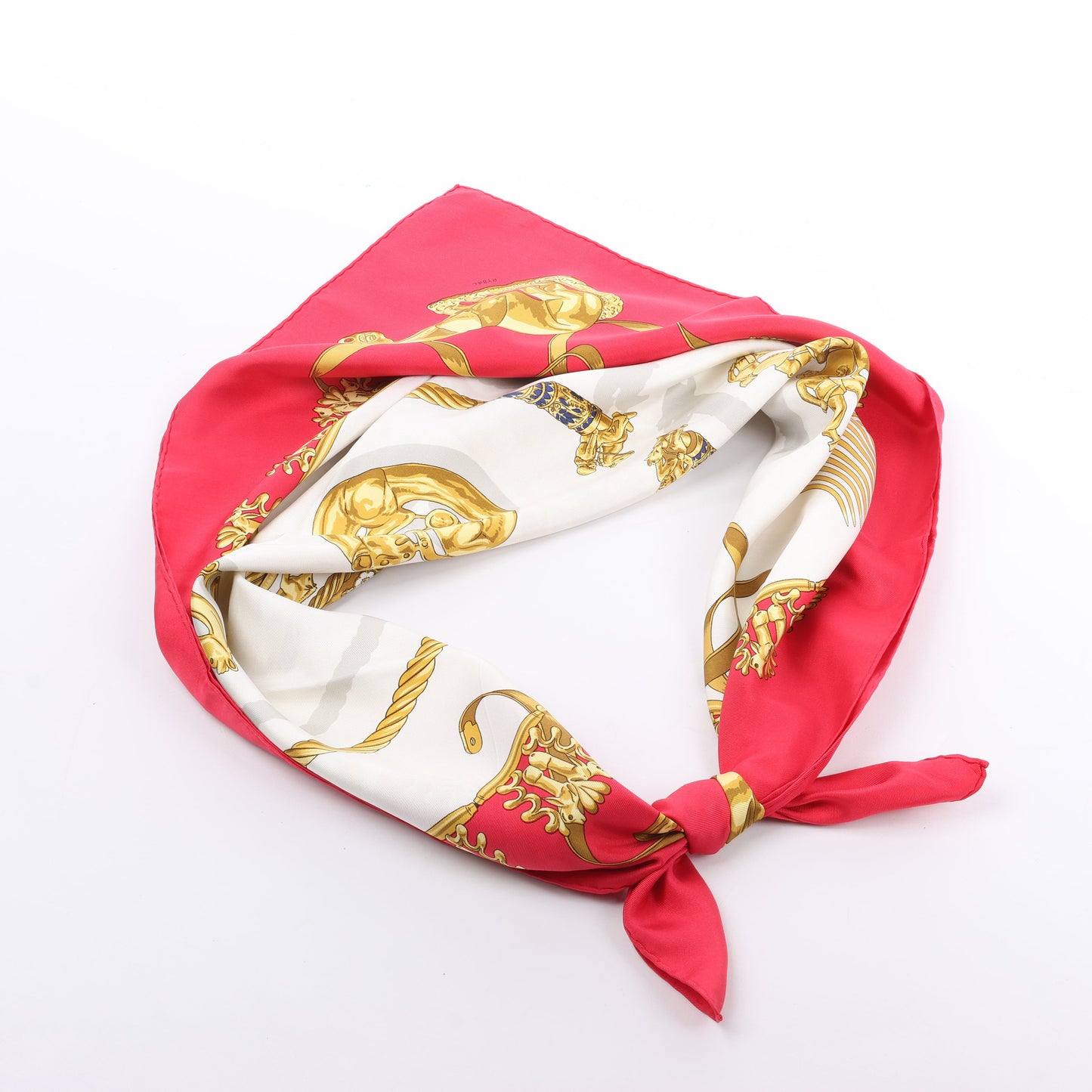 Hermès Carré 90 "LES CAVALIERS D'OR" Foulard 100% Soie en Rouge