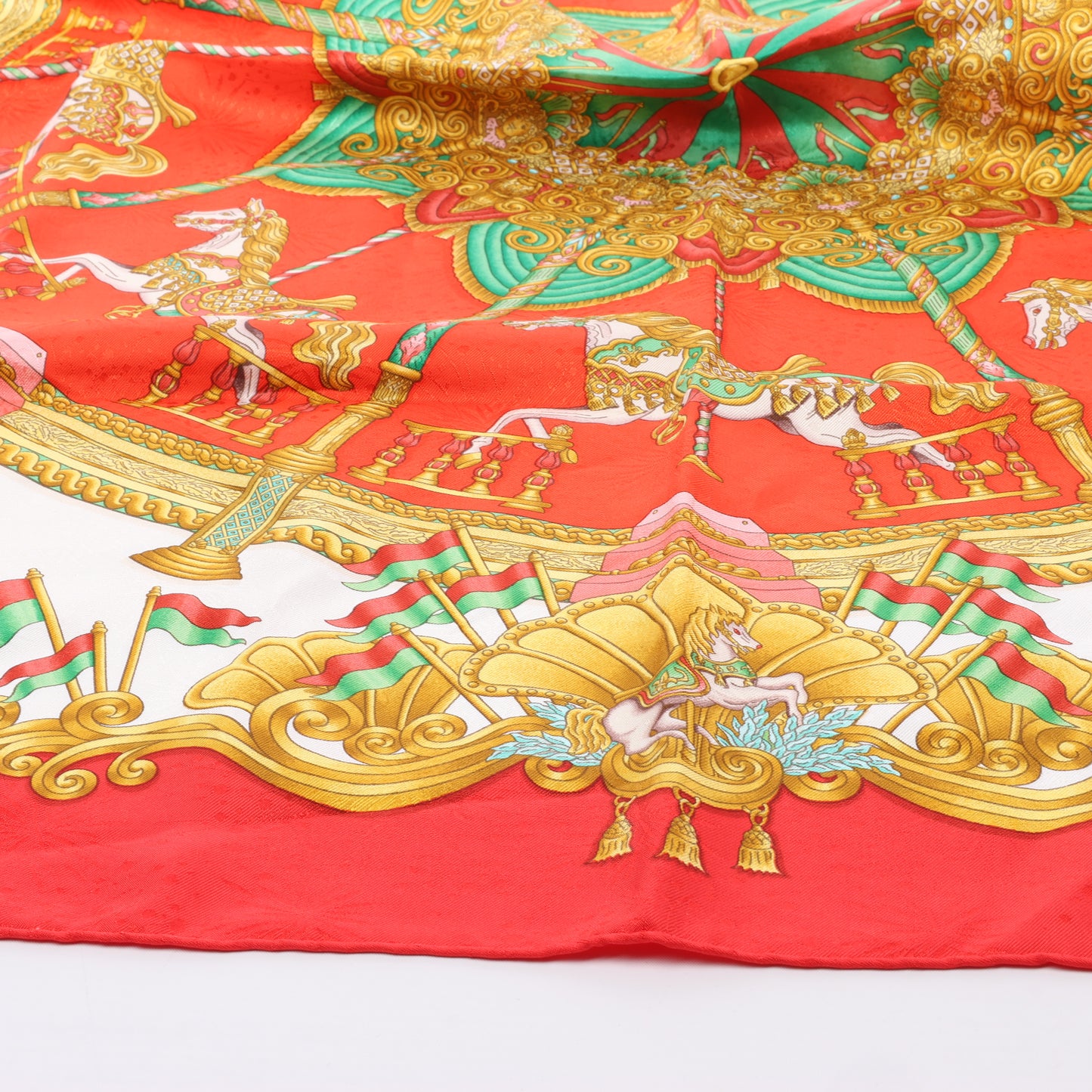 Hermès Carré 90 „LUNAPARK“ 100% Seidenschal in Rot