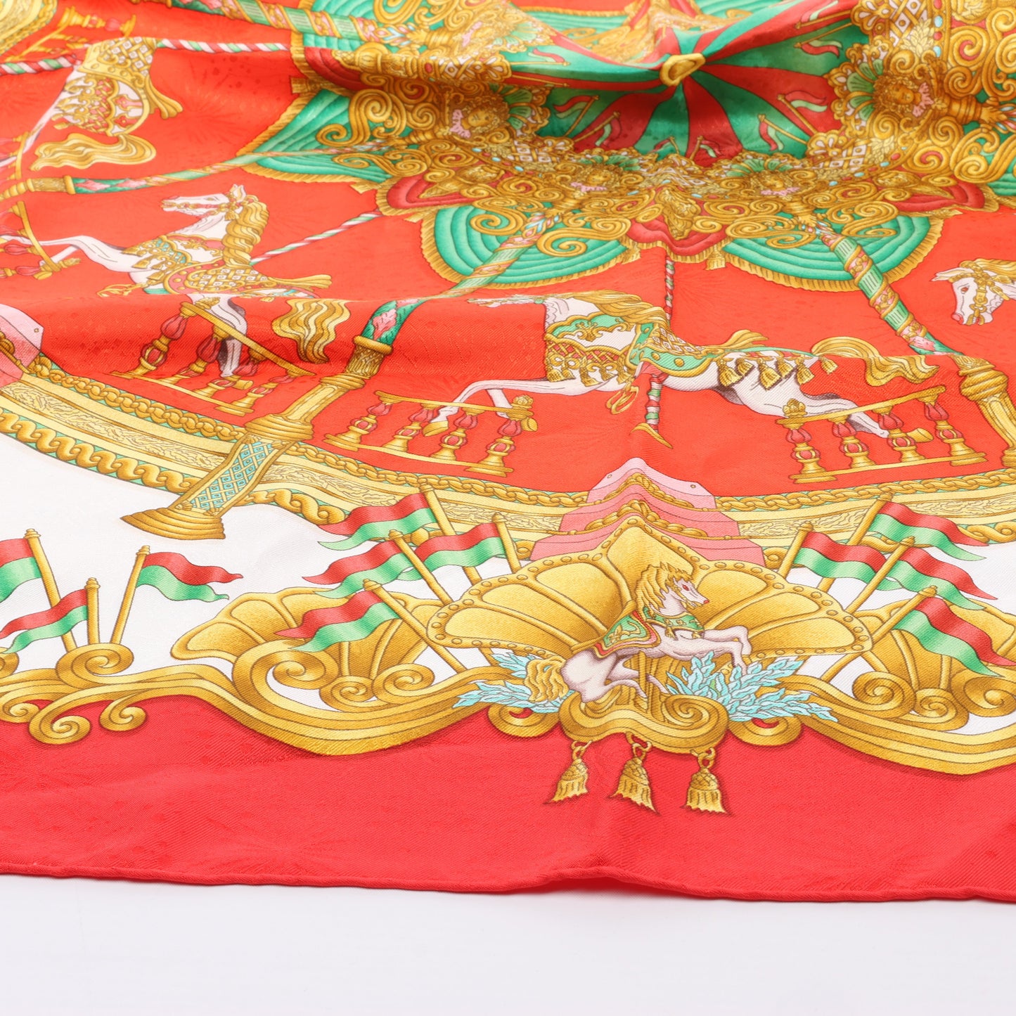 Hermès Carré 90 „LUNAPARK“ 100% Seidenschal in Rot