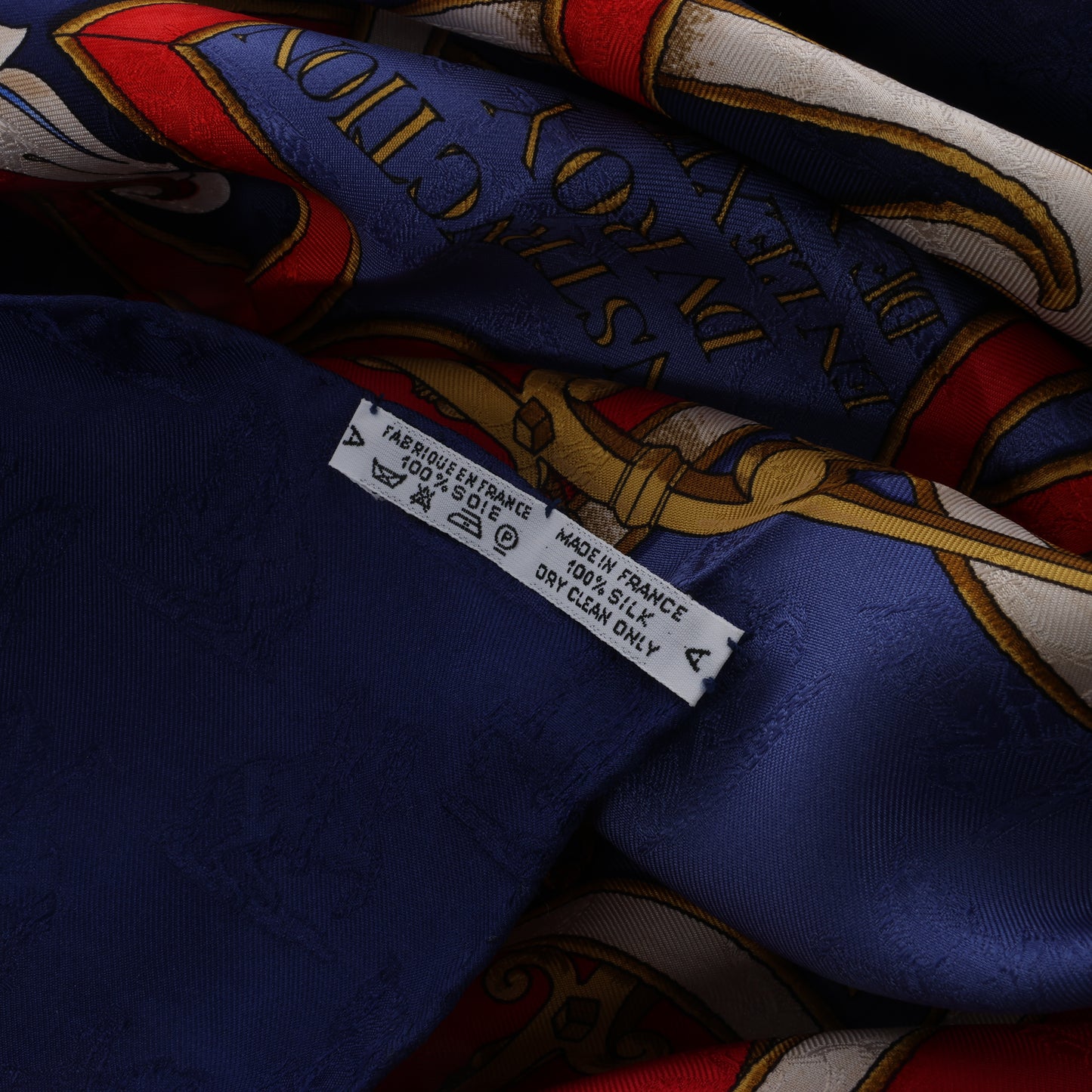 Hermès Carré 90 " L’INSTRVCTION DV ROY" 100% Silk Scarf in Navy x Red