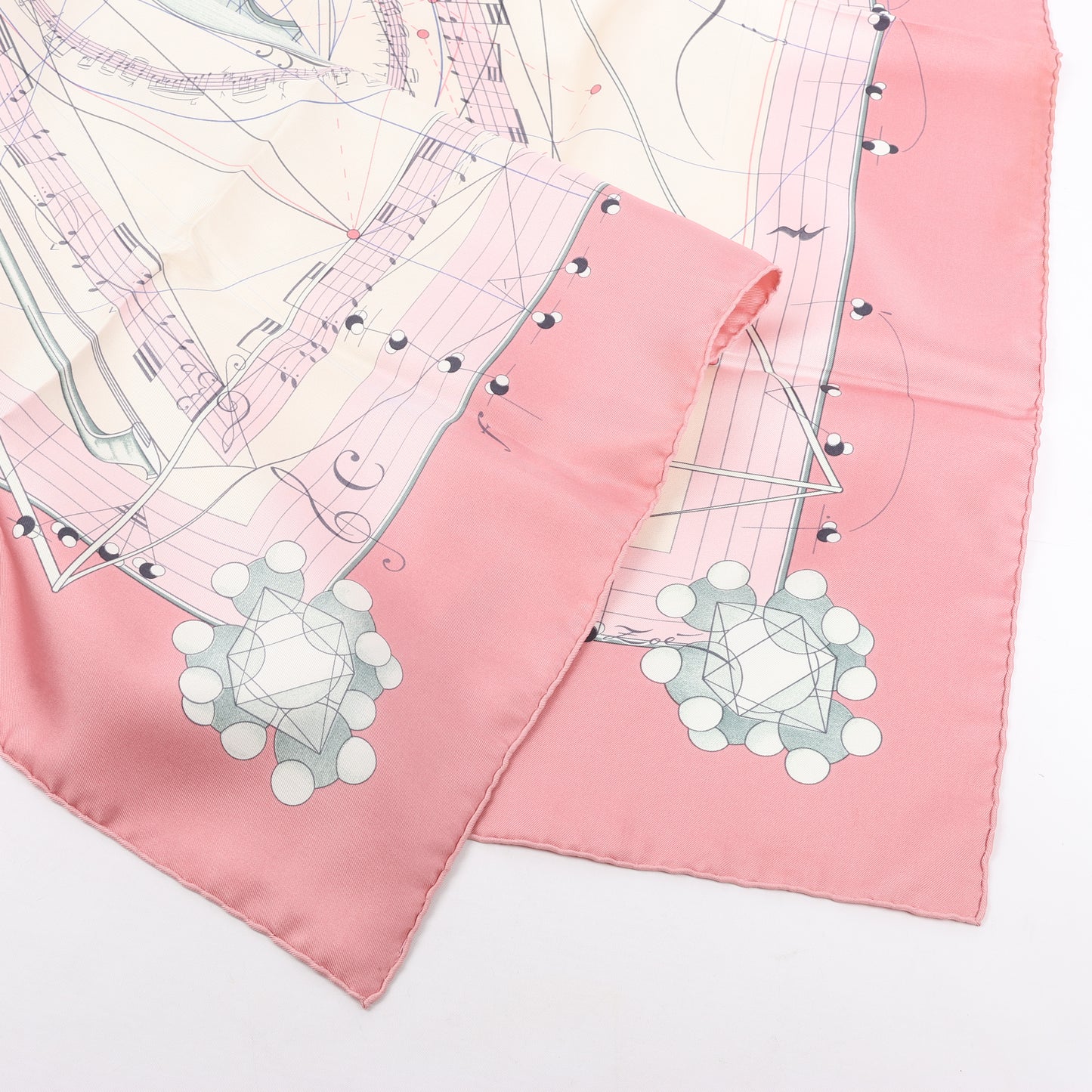 Hermès Carré 90 „La Musique Des Spheres“ Schal aus 100 % Seide in Rosa