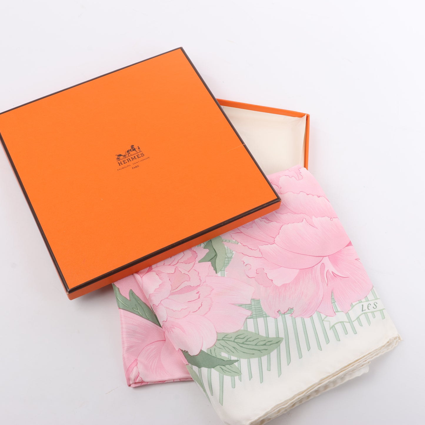 Hermès Carré 90 "Les Pivoines" 100% Silk Scarf in Pink