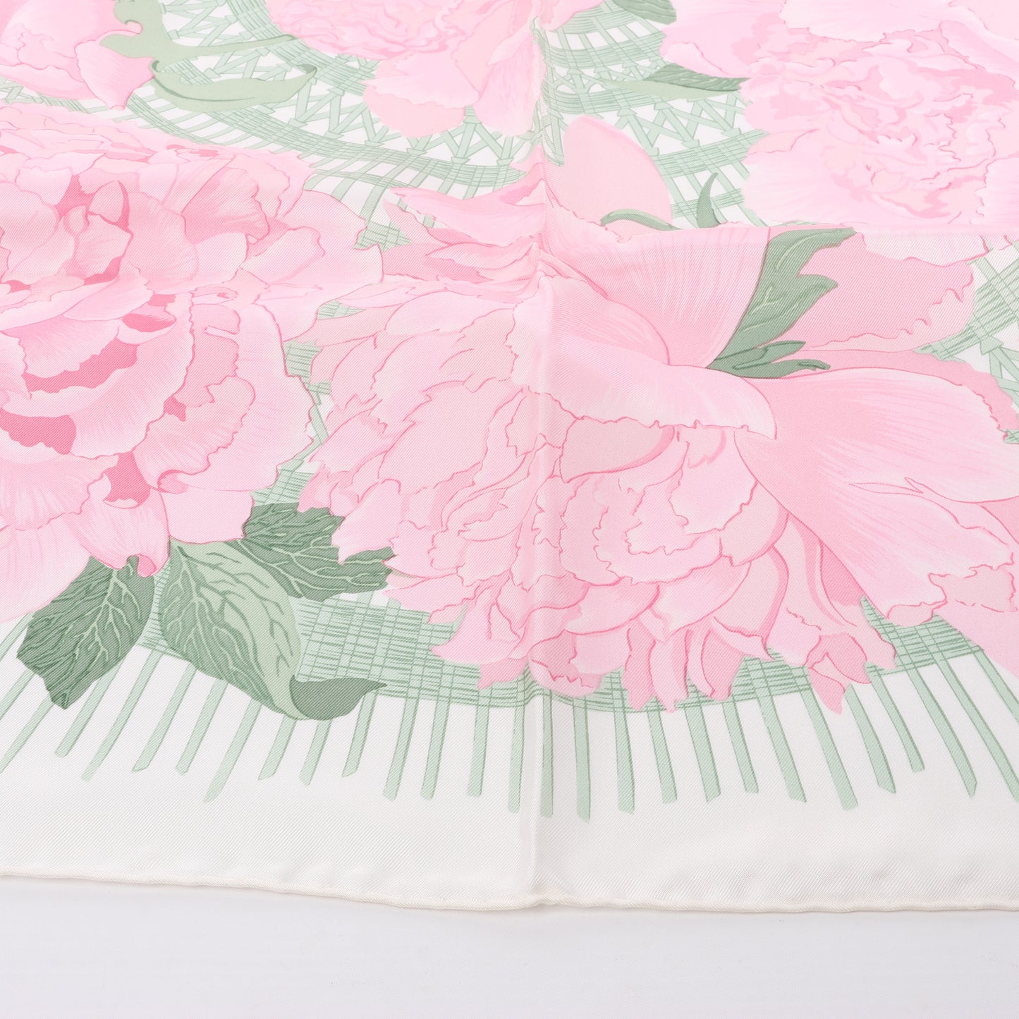 Hermès Carré 90 "Les Pivoines" 100% Silk Scarf in Pink