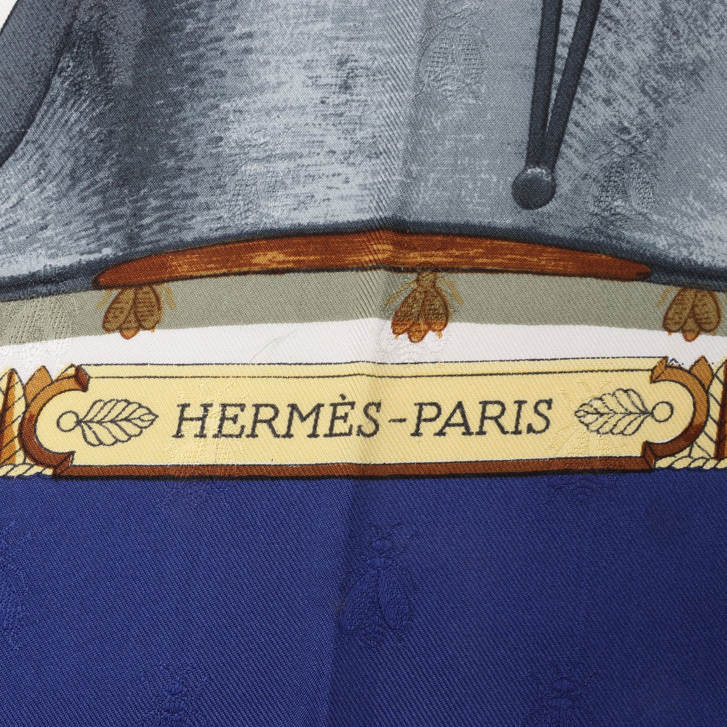 Hermès Carré 90 "NAPOLEON" 100% Seidenschal in Blau